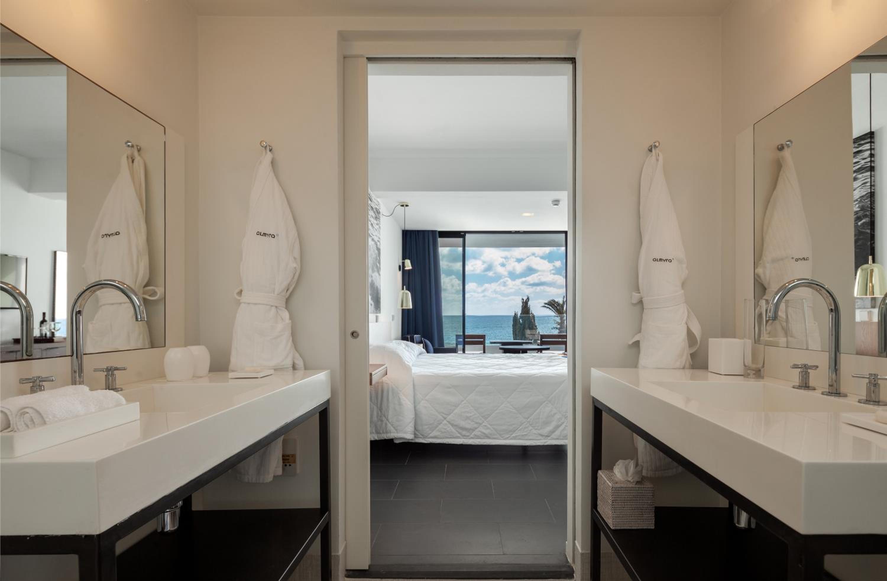 Premium Sea View Room (Adults Only) - Photo 6