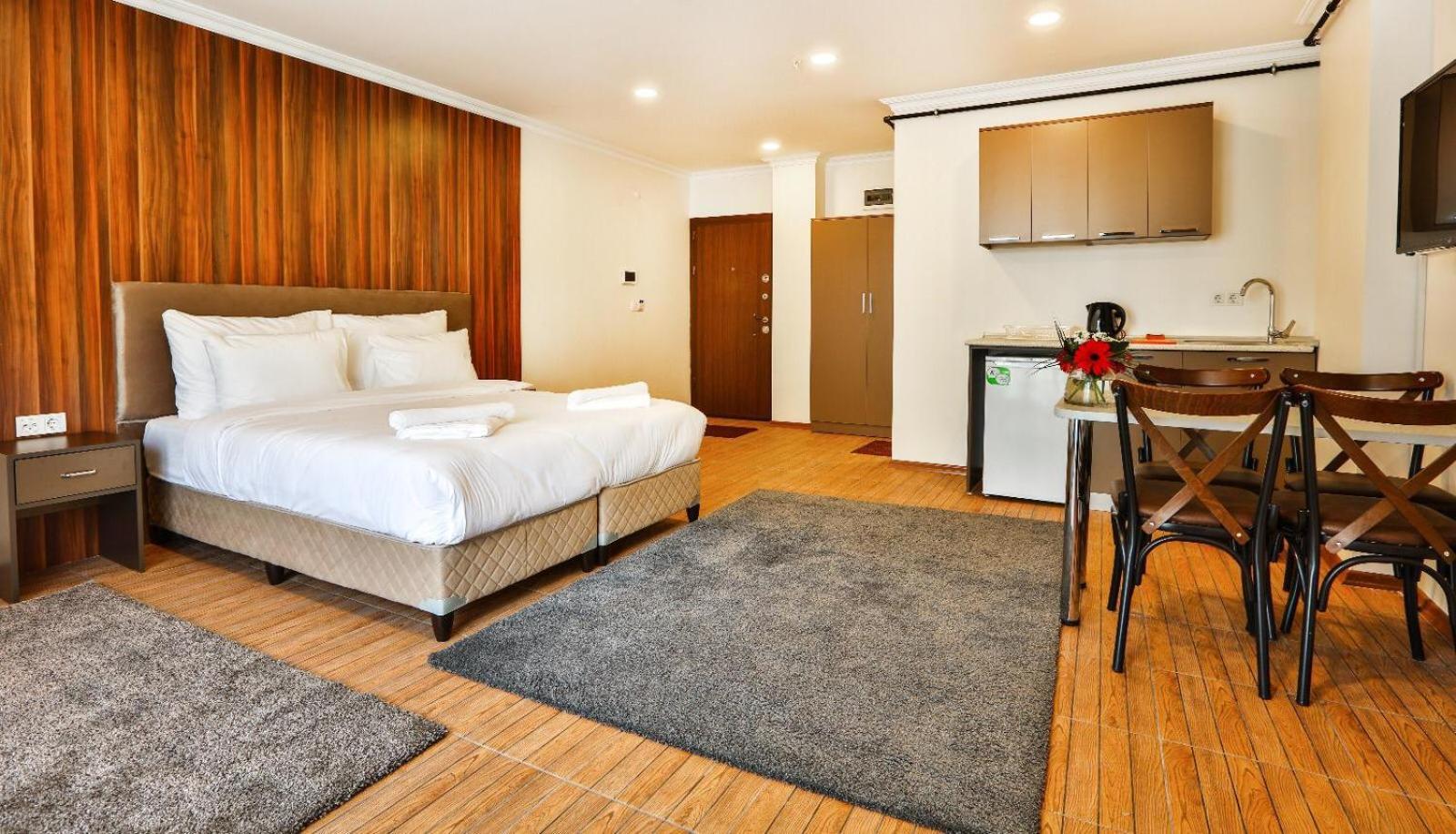 King Studio with Sofa Bed photo 1