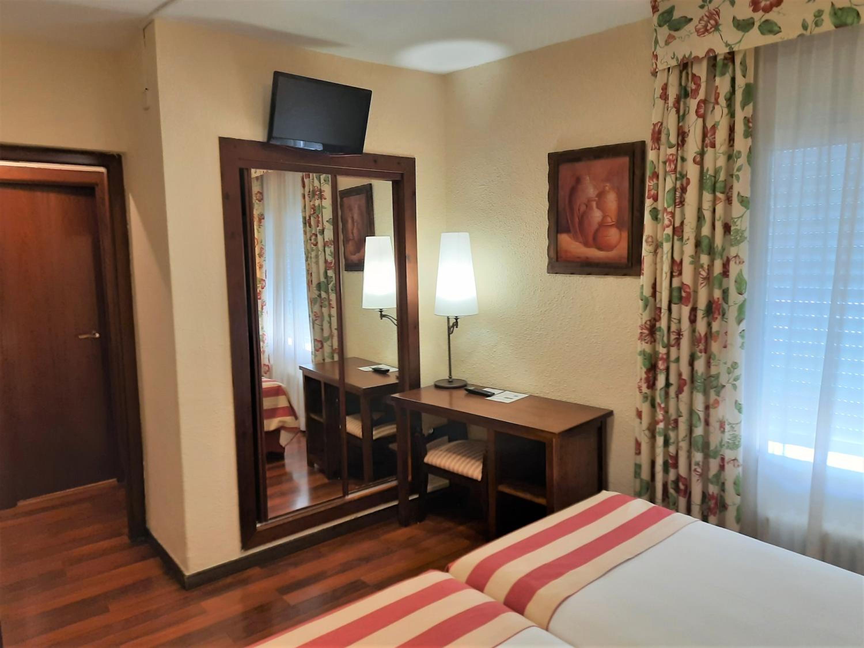 Habitación Doble Pequeña