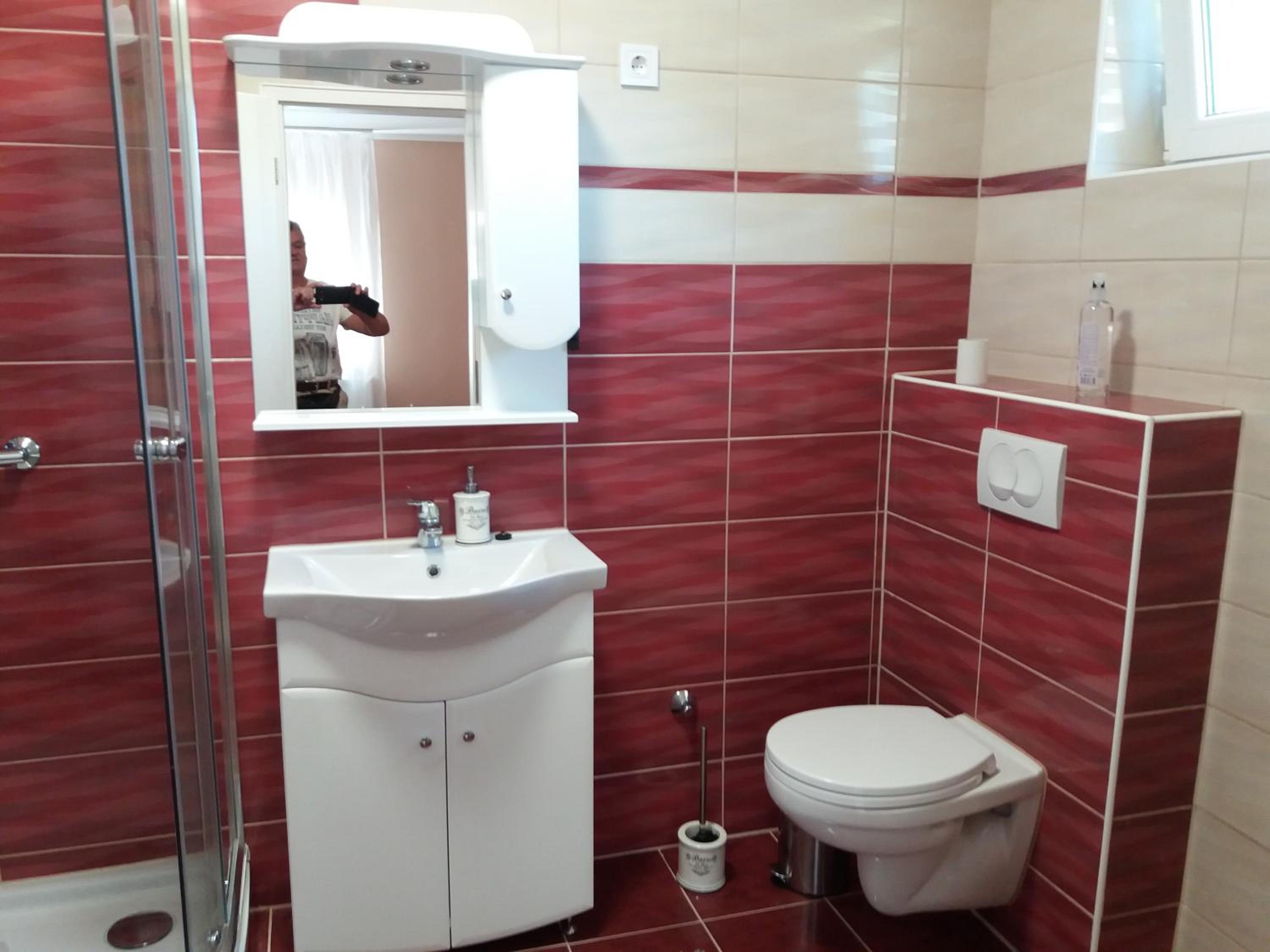 Double Room - Photo 4