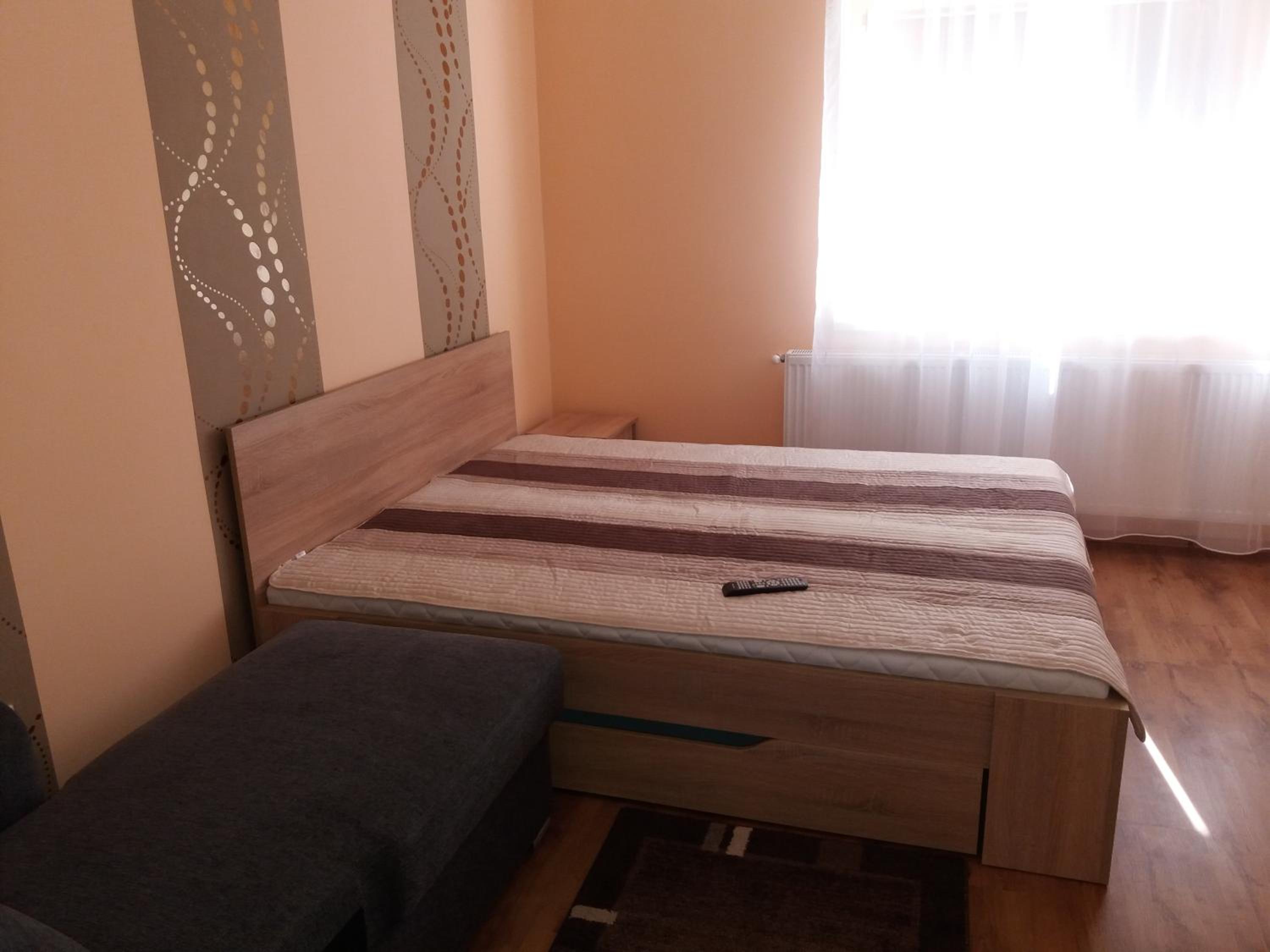 Double Room with Private Bathroom - Photo 1