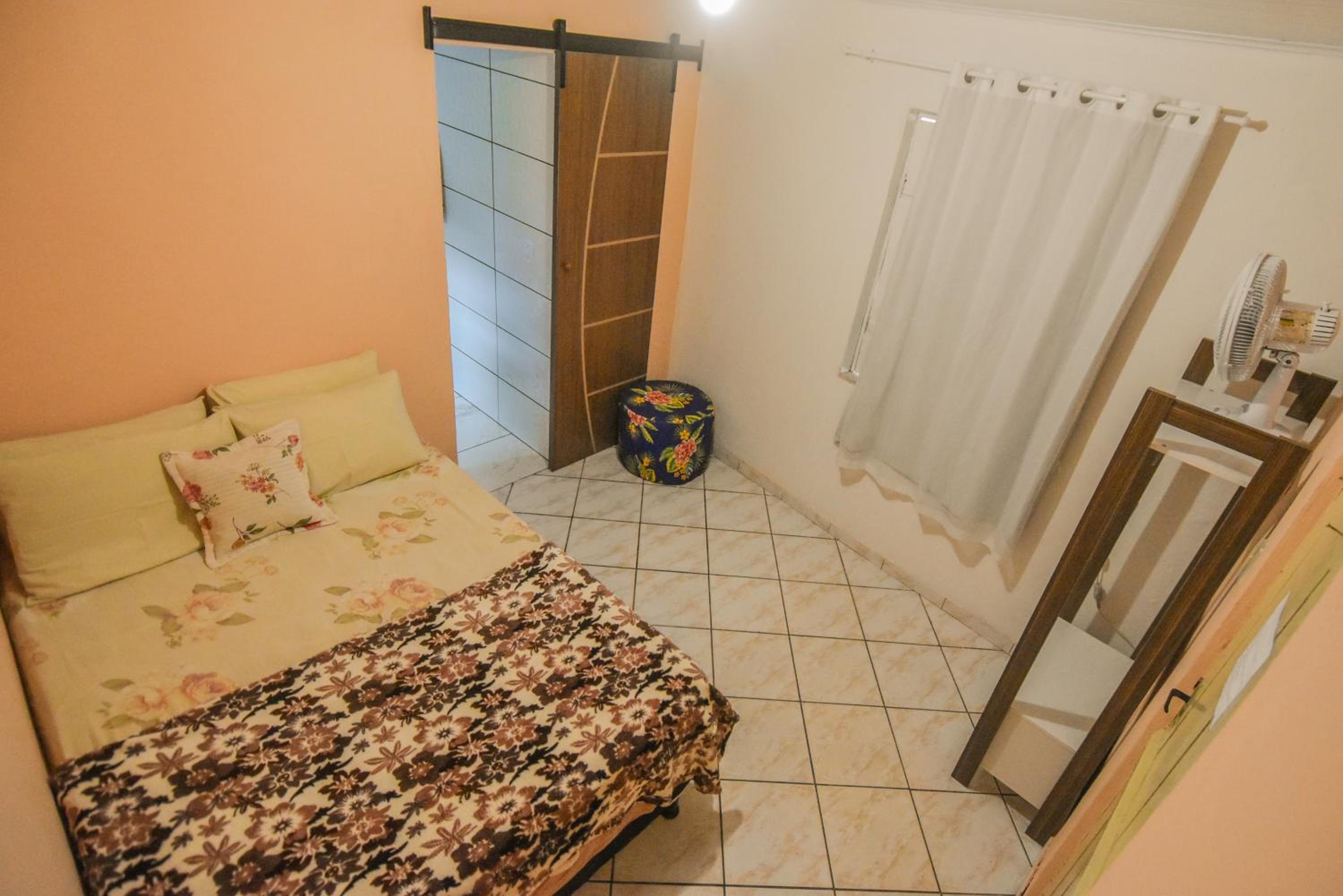 Double Room with Private Bathroom - Photo 5