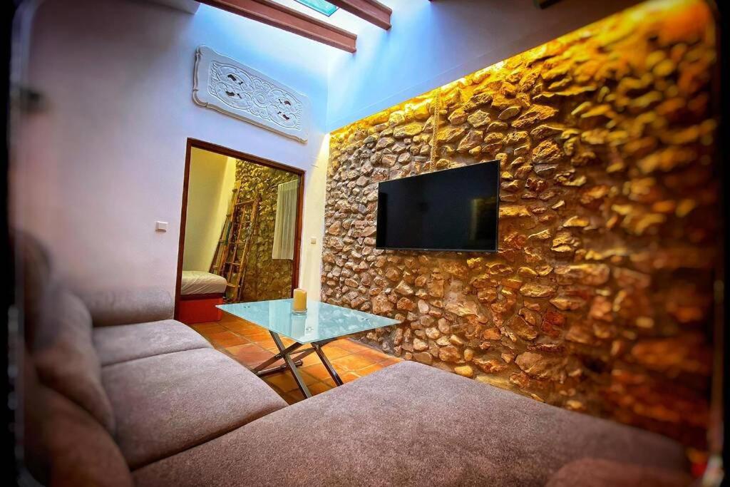 One-Bedroom House - Photo 1