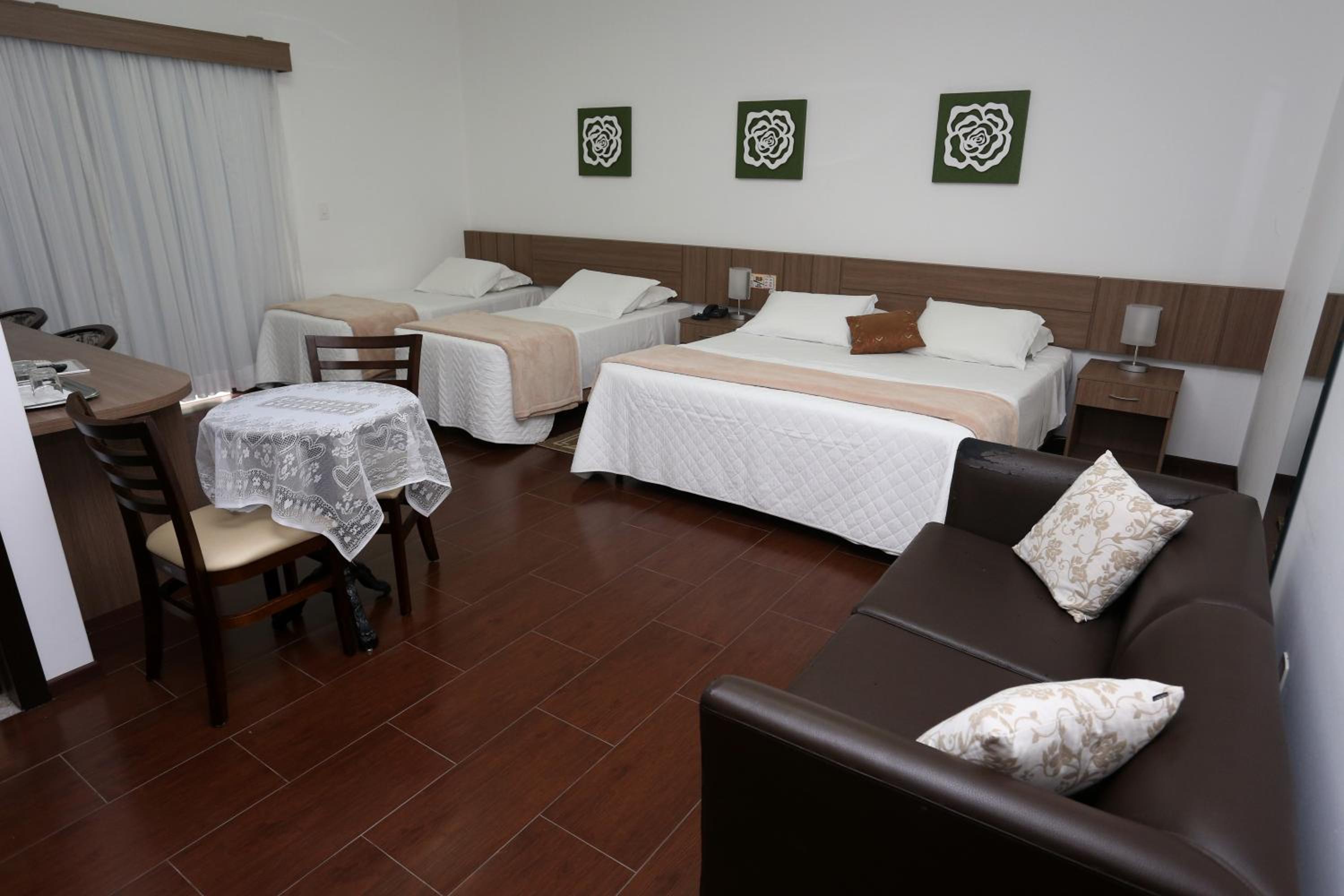 Superior Quadruple Room photo 2
