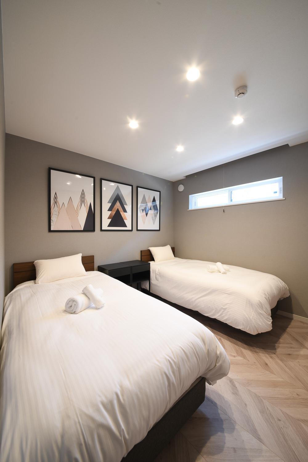 Three-Bedroom Chalet - Photo 12