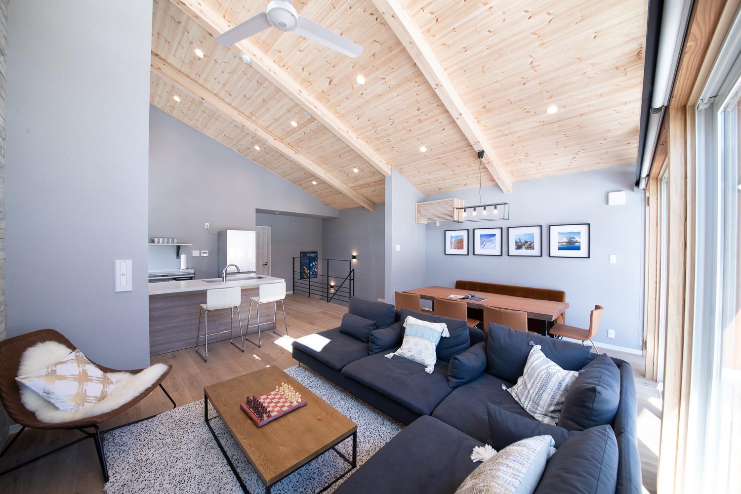 Three-Bedroom Chalet - Photo 13