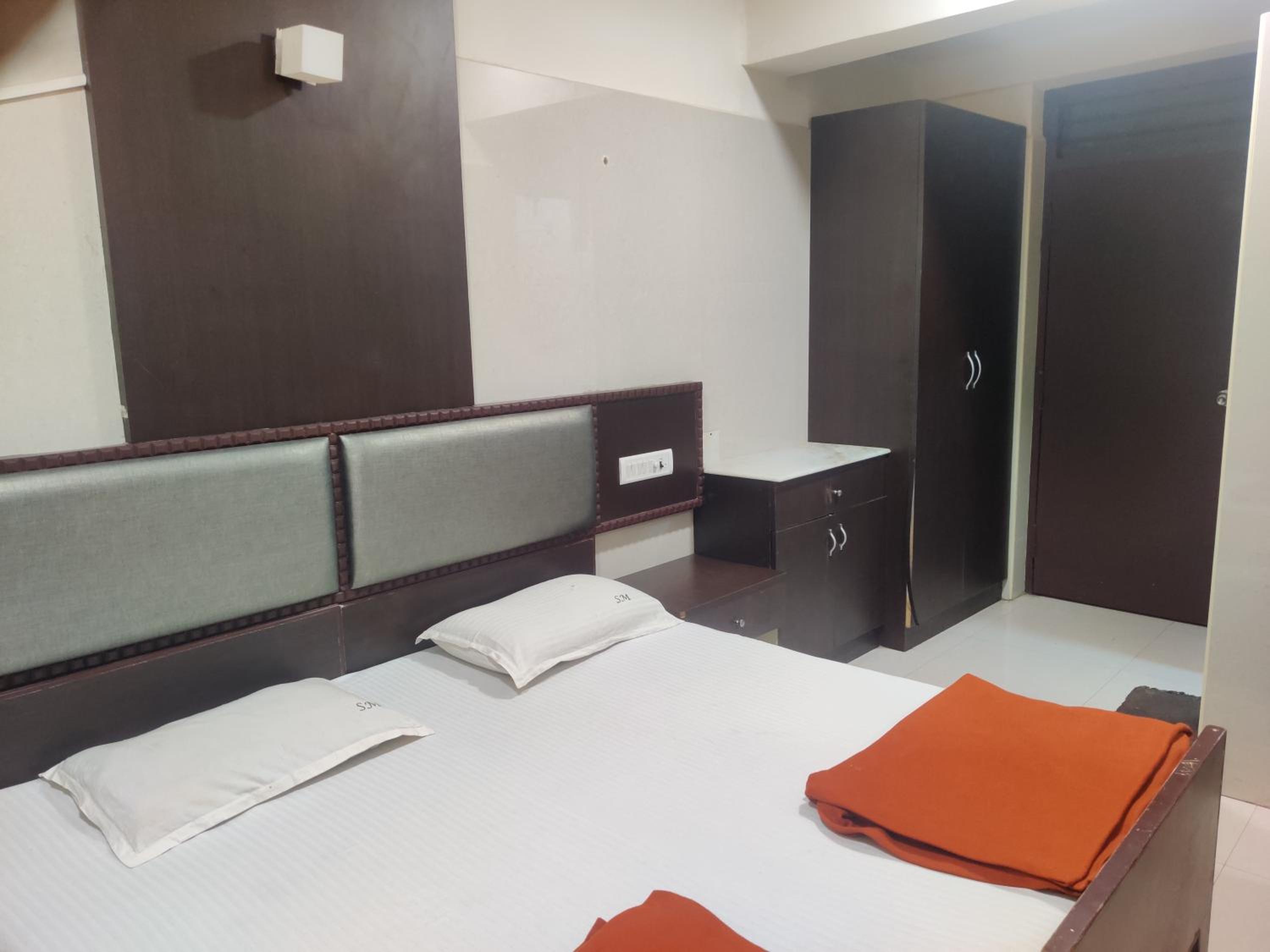 Deluxe Double Room - Photo 2