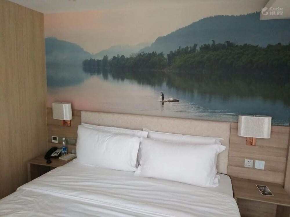 Suite photo 1