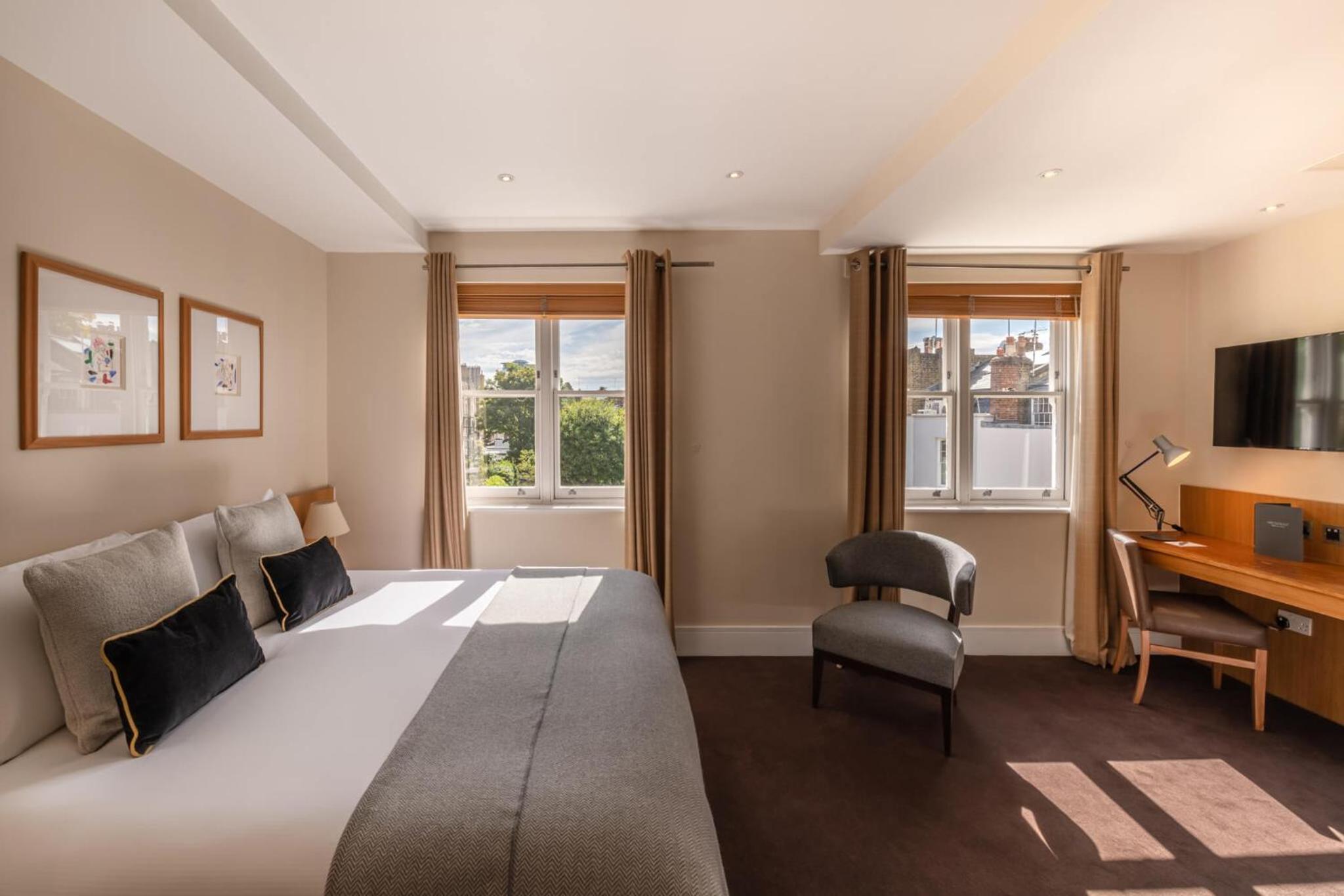 Superior King Or Twin Room photo 1