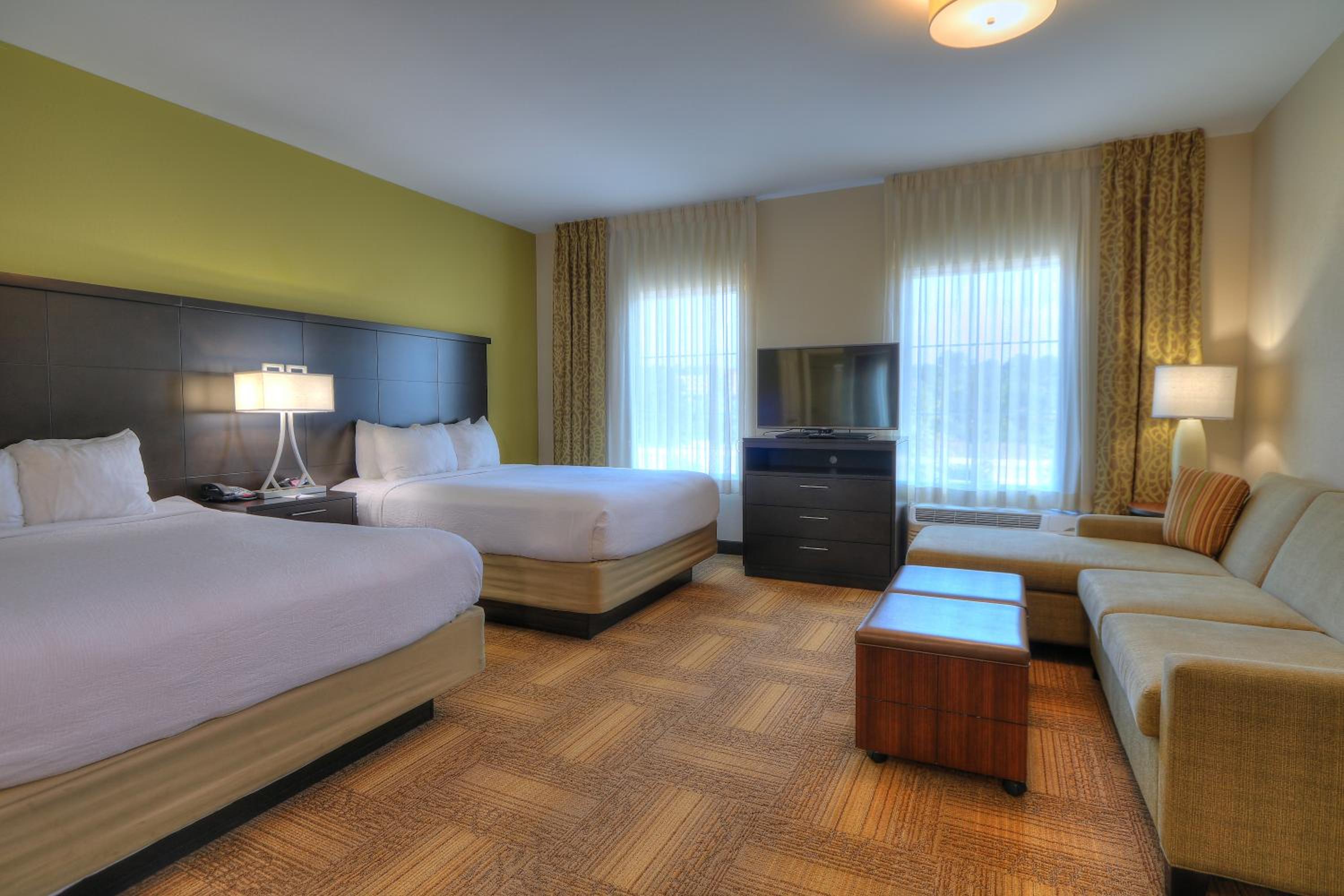 Queen Studio Suite with Two Queen Beds and Tub - Mobility/Communications Accessible photo 1