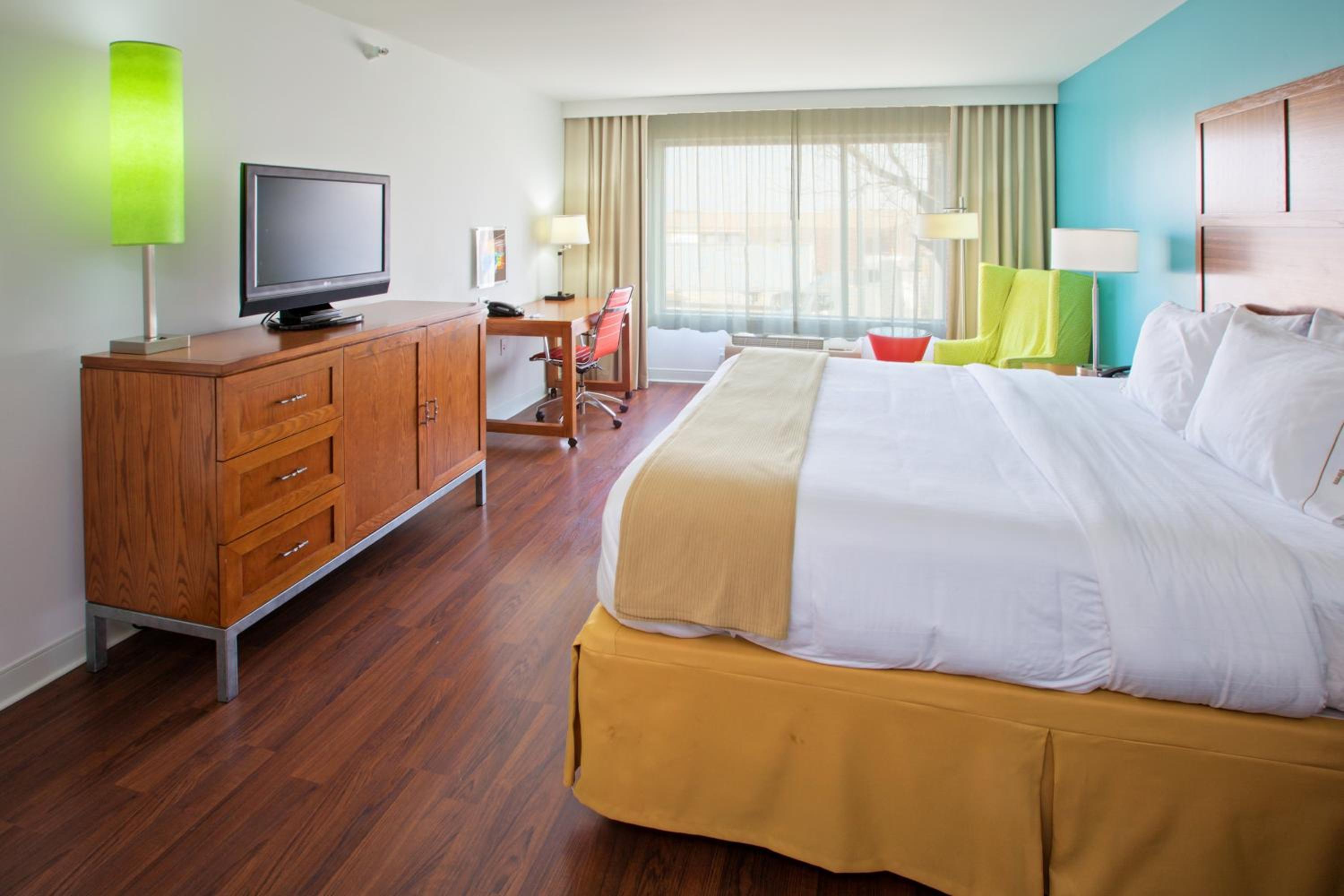 Standard Room - Non-Smoking - Photo 3