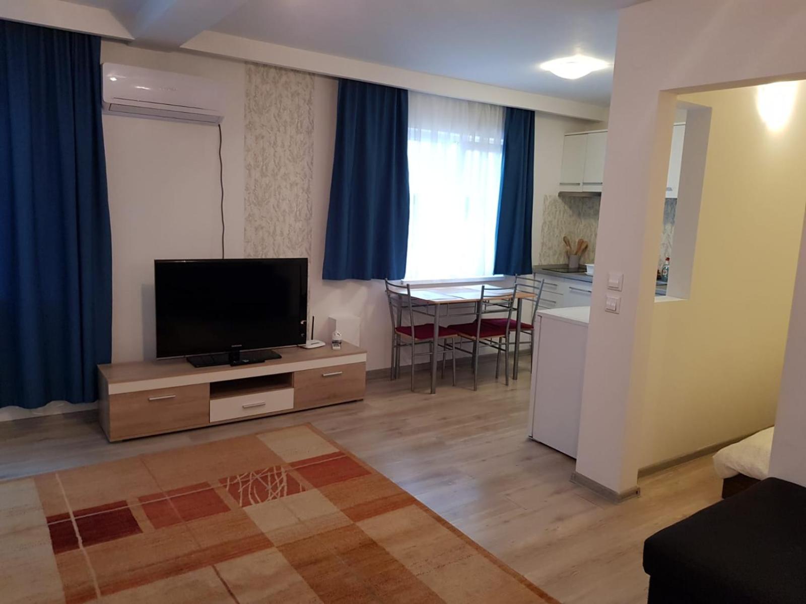 One-Bedroom Apartment - Photo 12