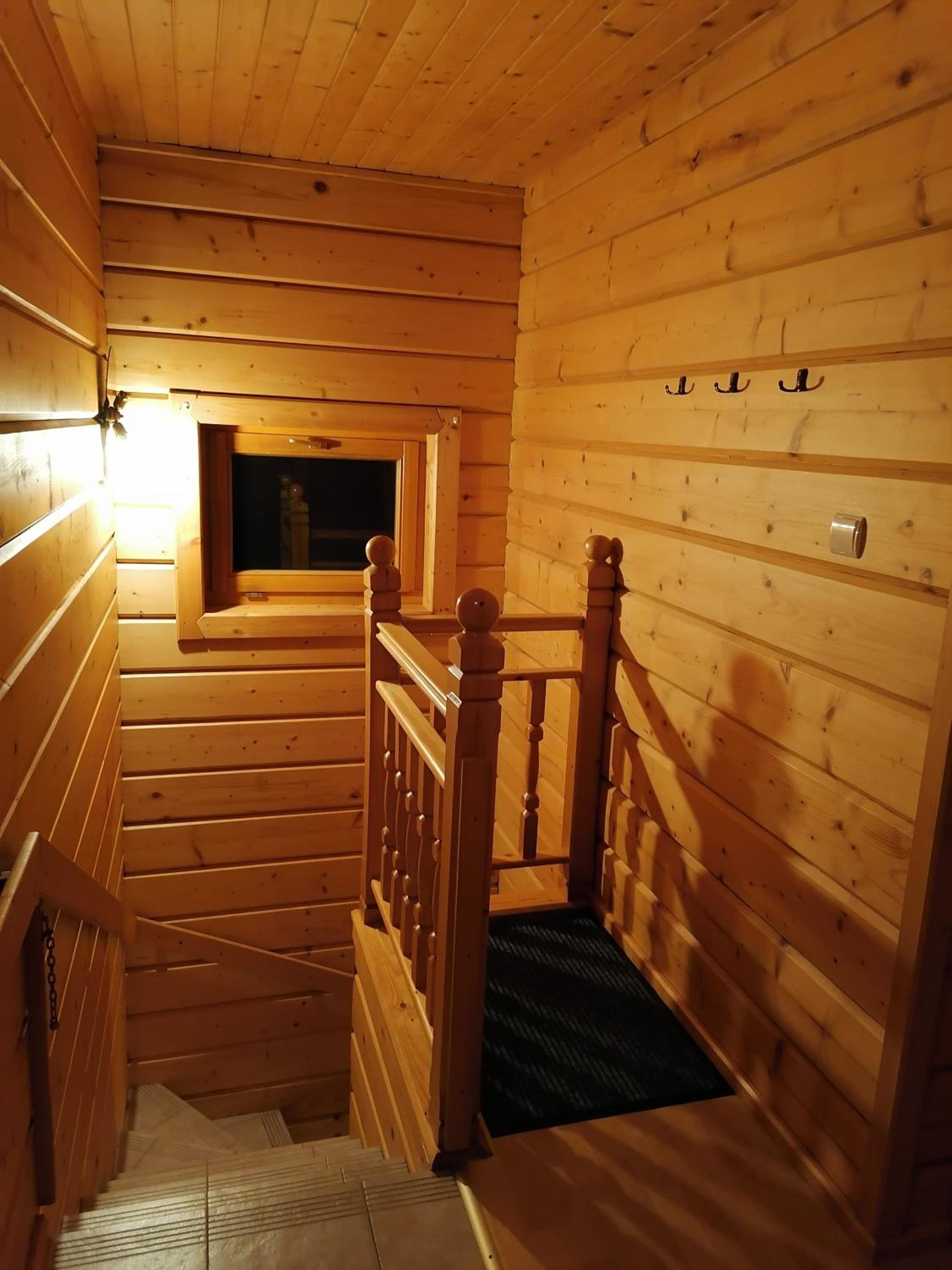 Two-Bedroom Apartment - Photo 2