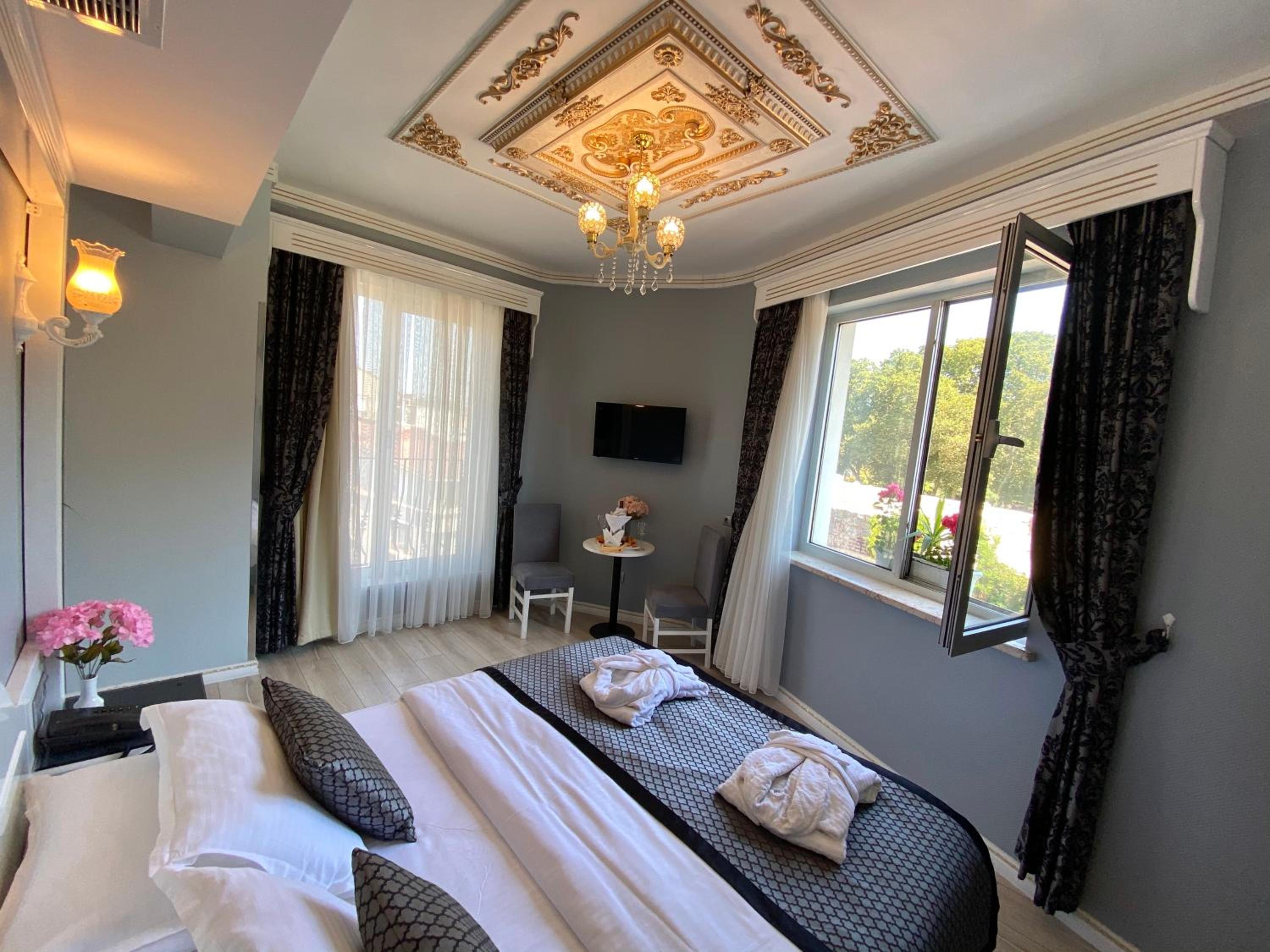 Superior Double or Twin Room with Free Acesss SPA photo 3