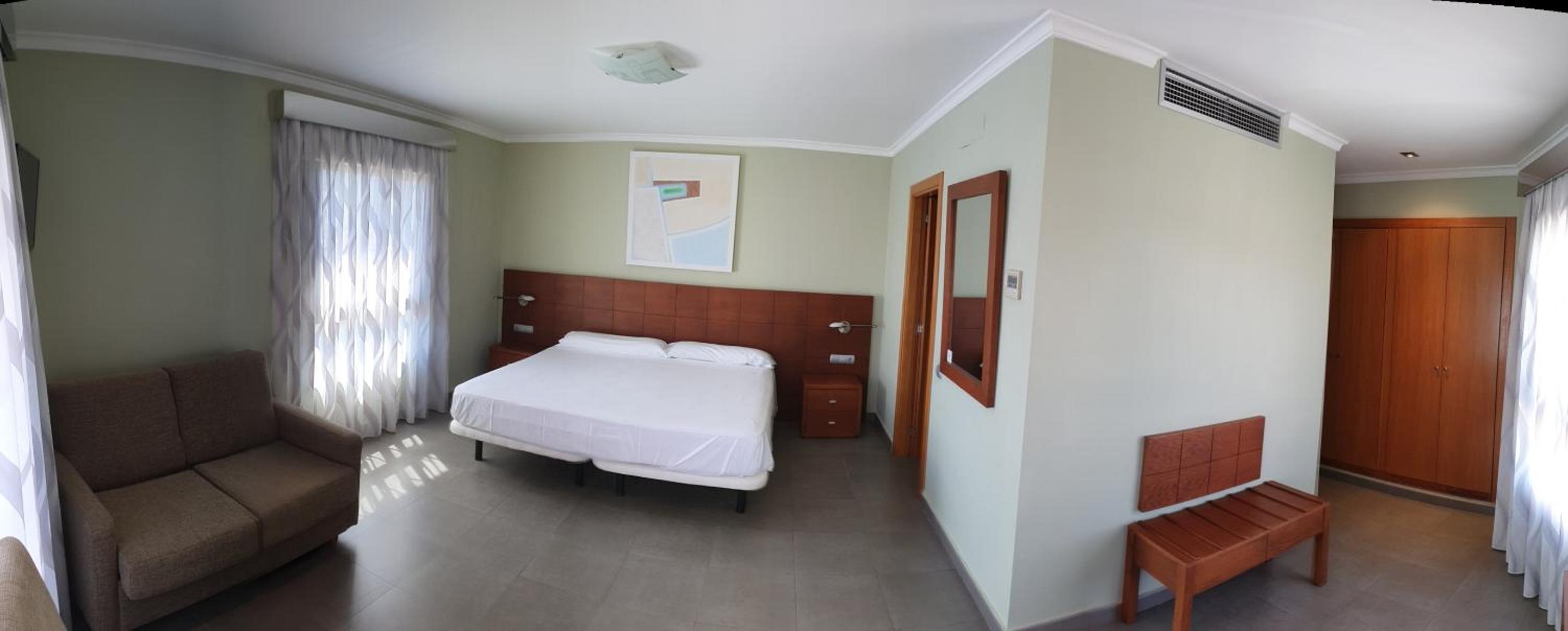 Superior Double Room - Photo 9