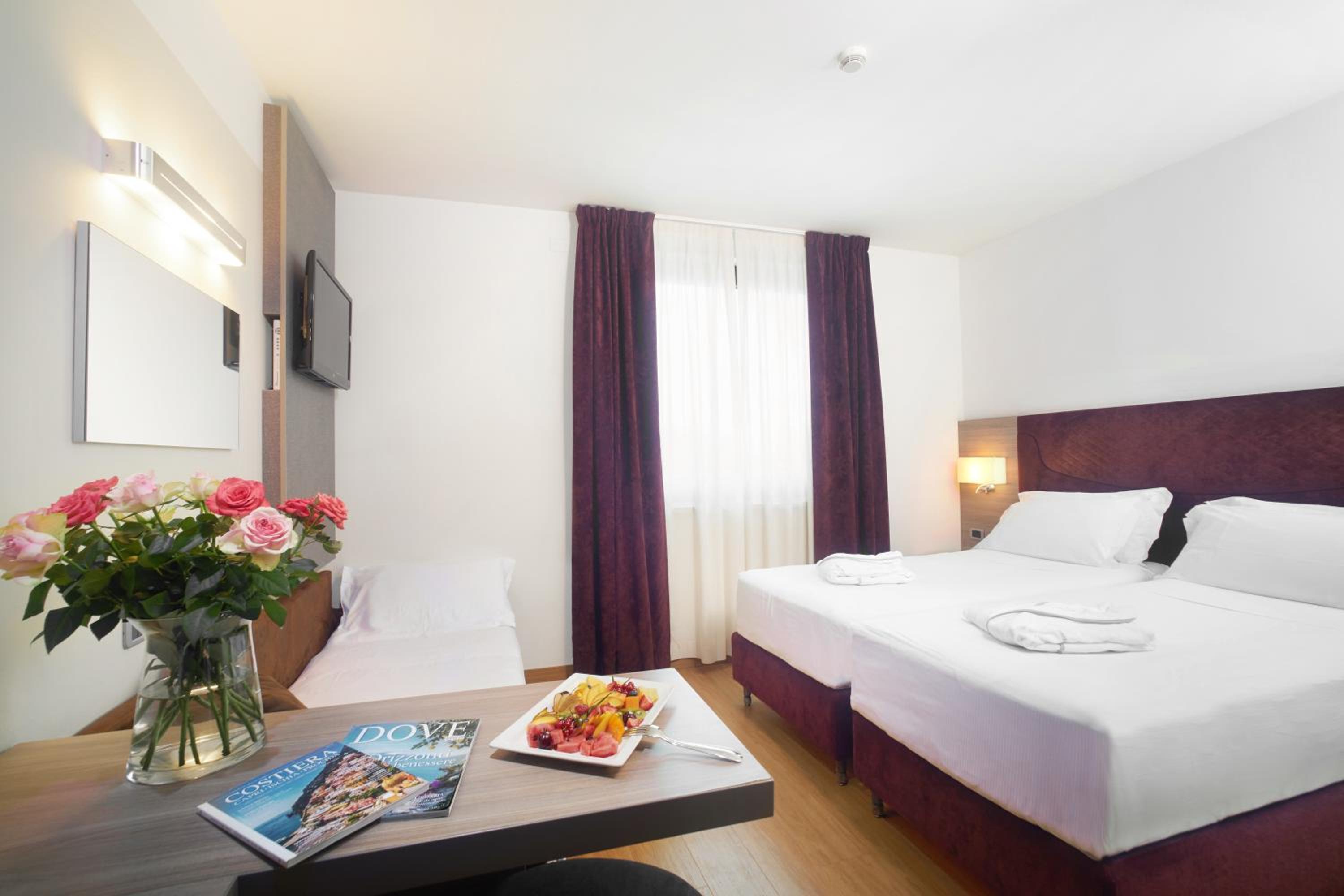 Triple Room - Photo 1