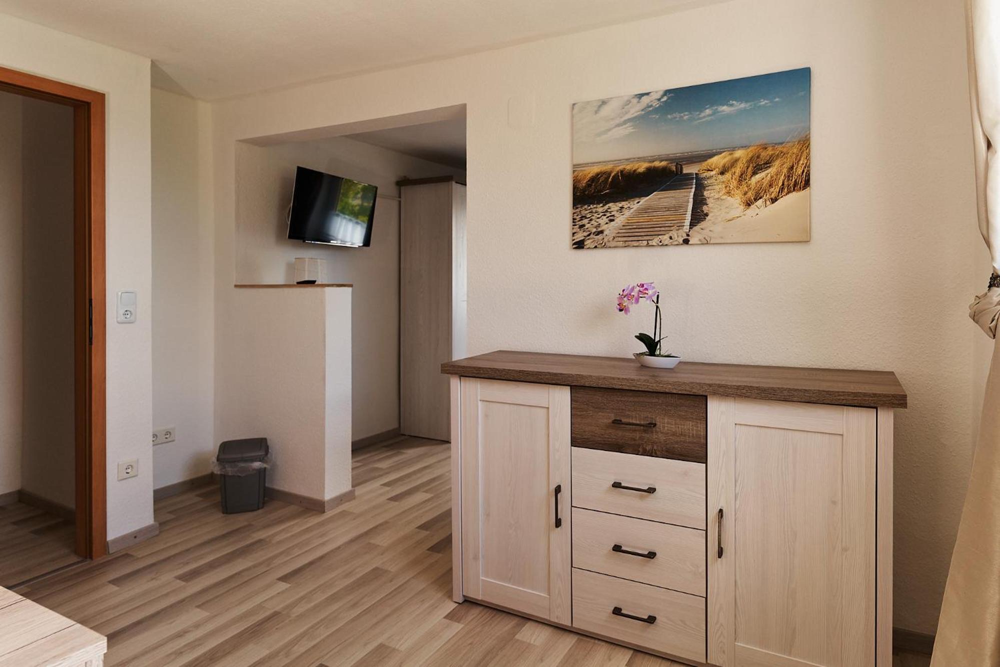 Double Room With Private Bathroom - Photo 6