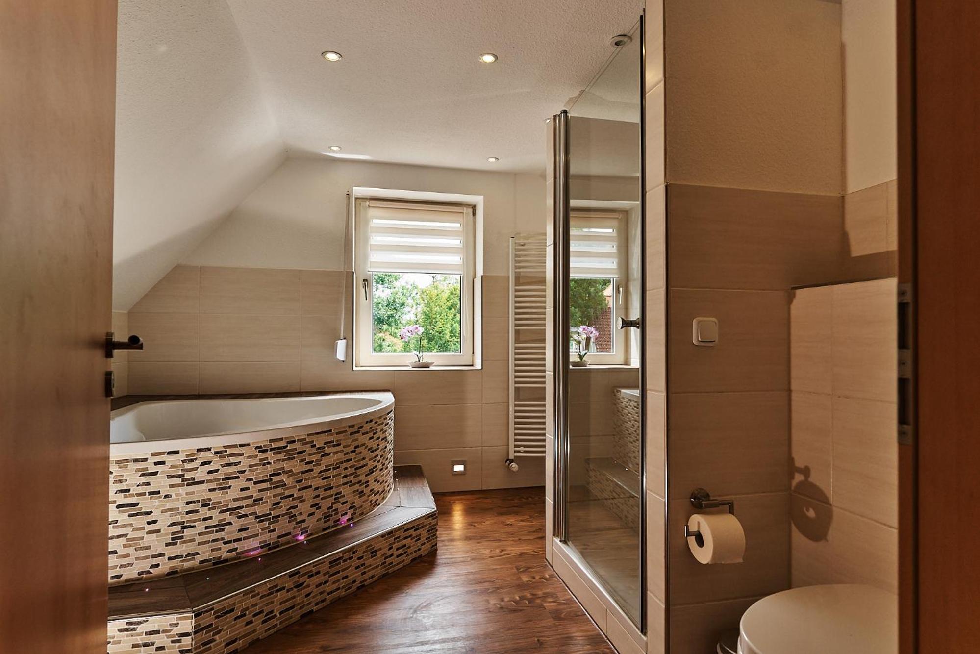 Double Room With Private Bathroom - Photo 22