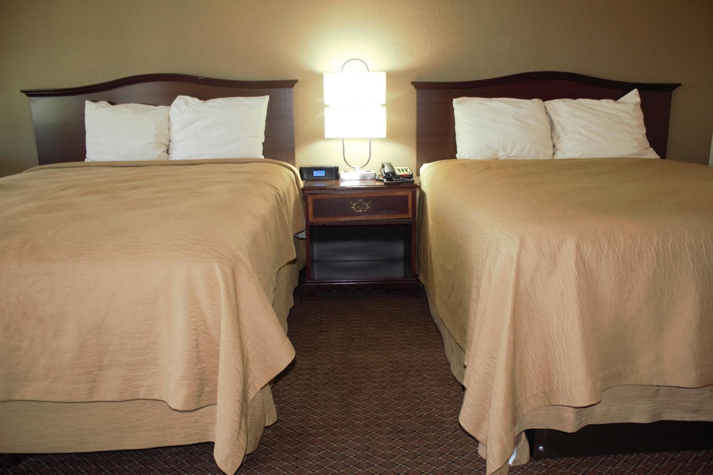 Double Room - Photo 2