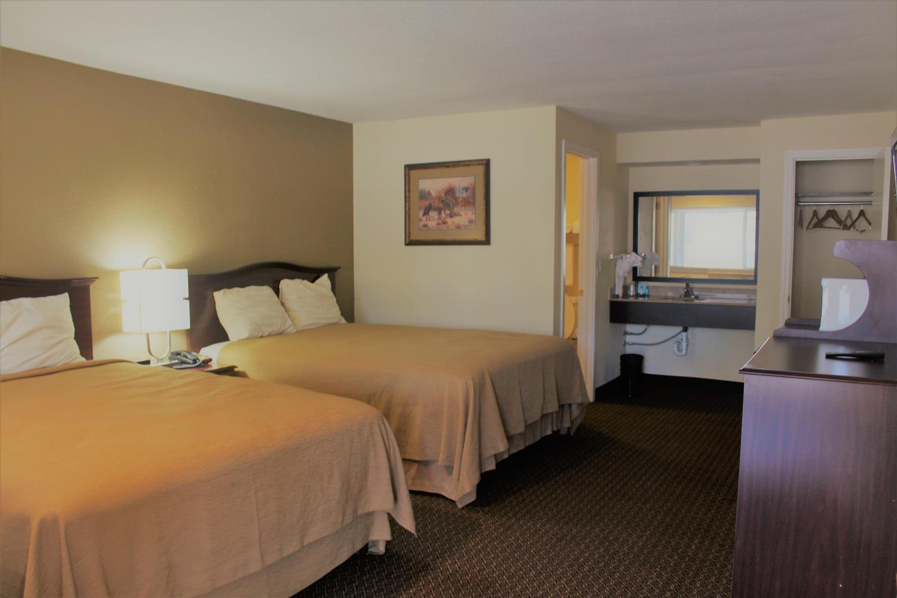 Double Room - Photo 7