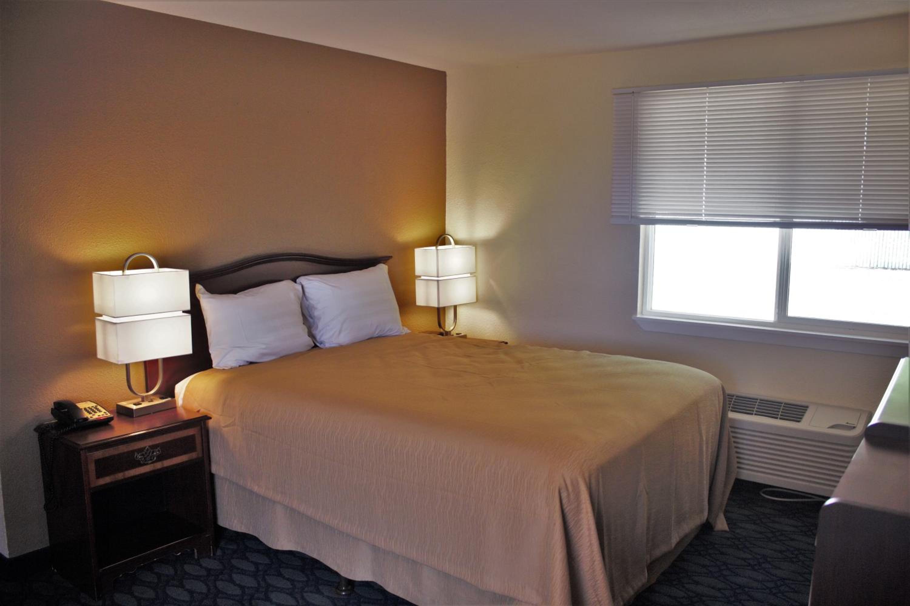 Double Room - Photo 1