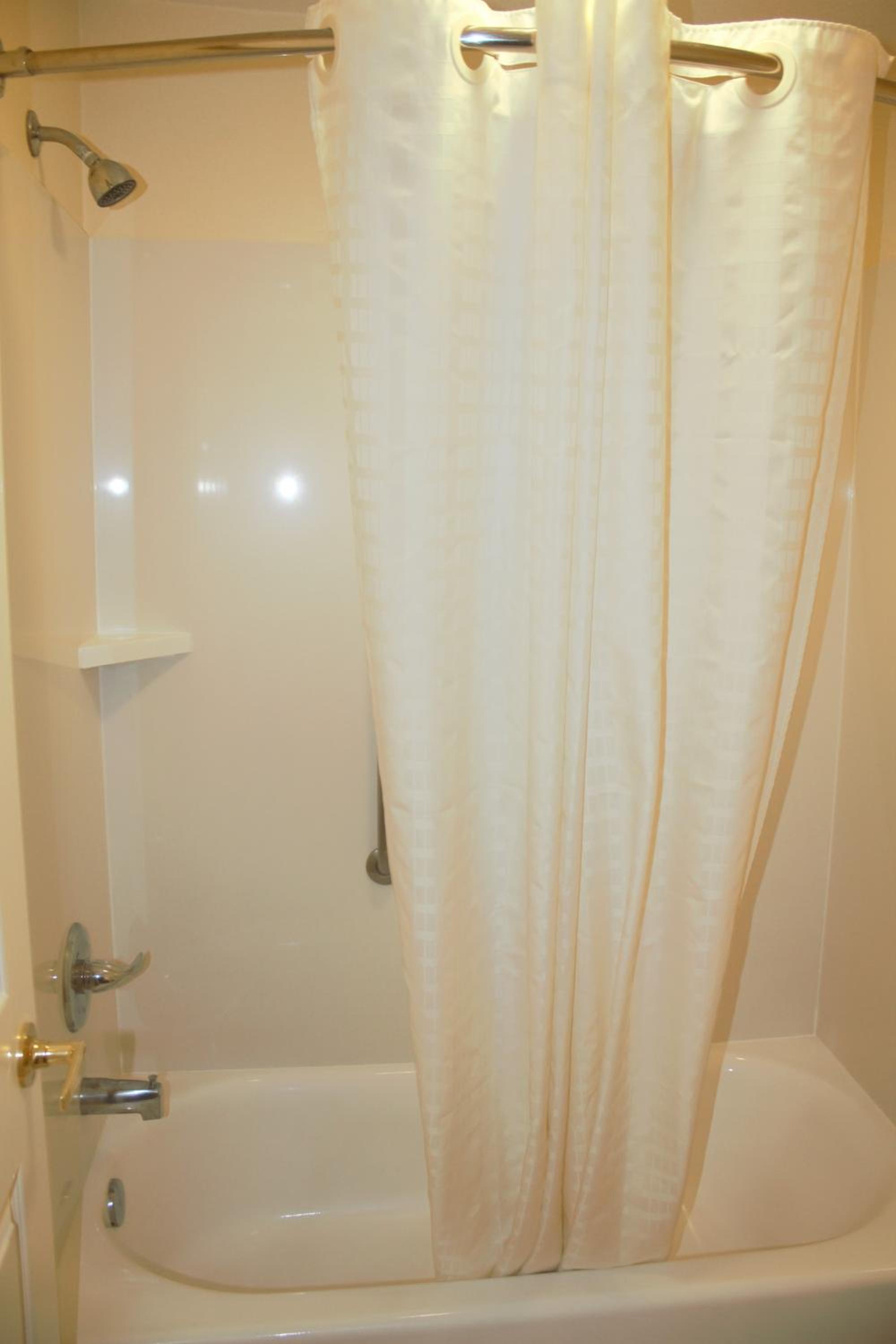 Double Room - Photo 6