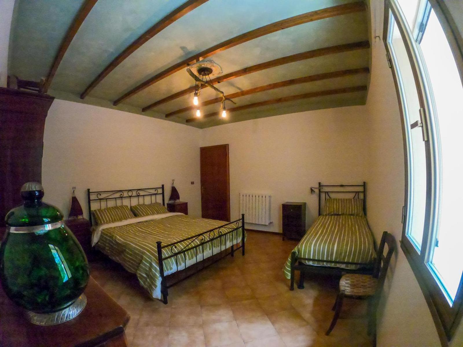 Triple Room - Photo 2