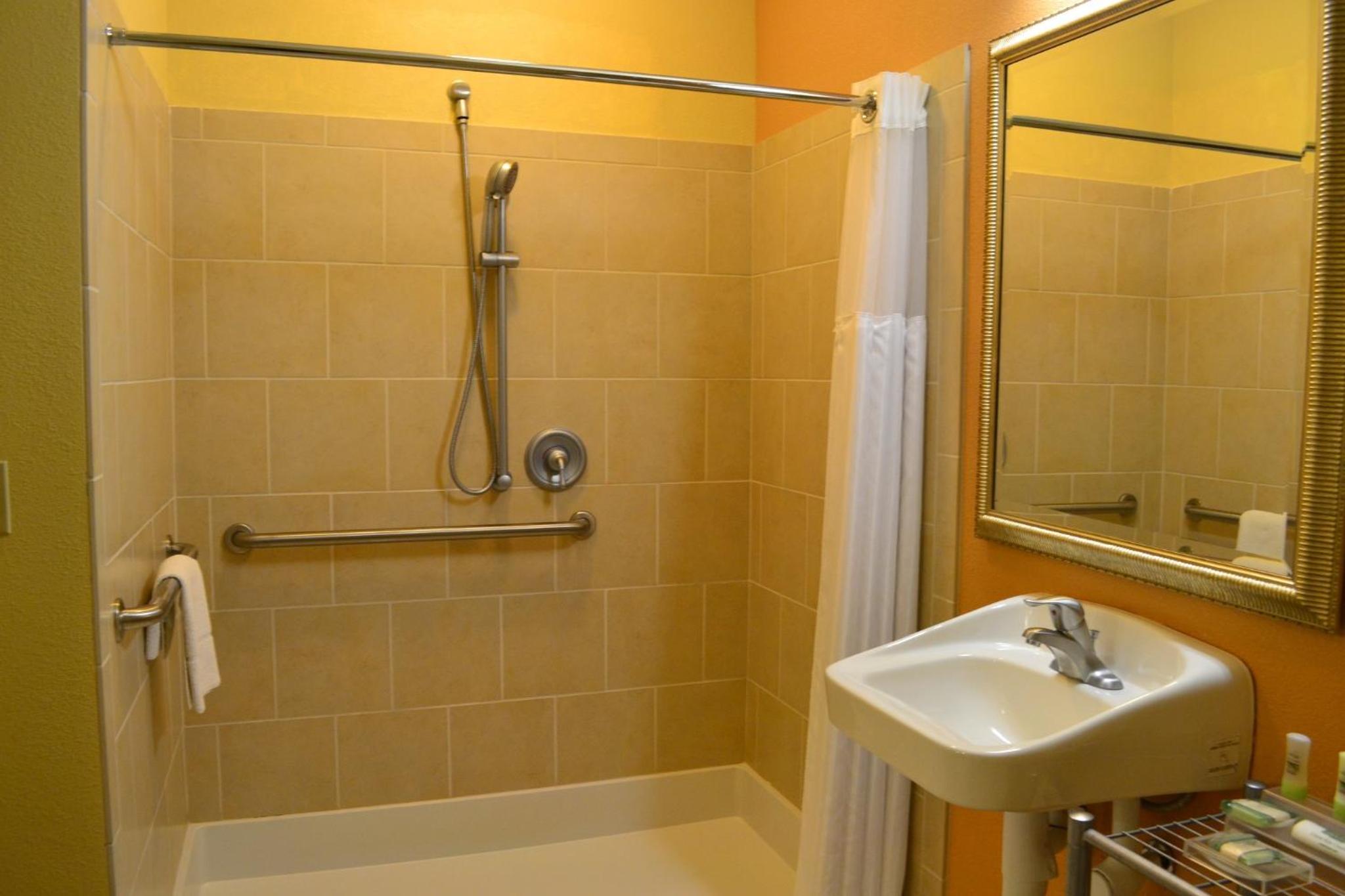 King Room - Disability Access - Photo 3