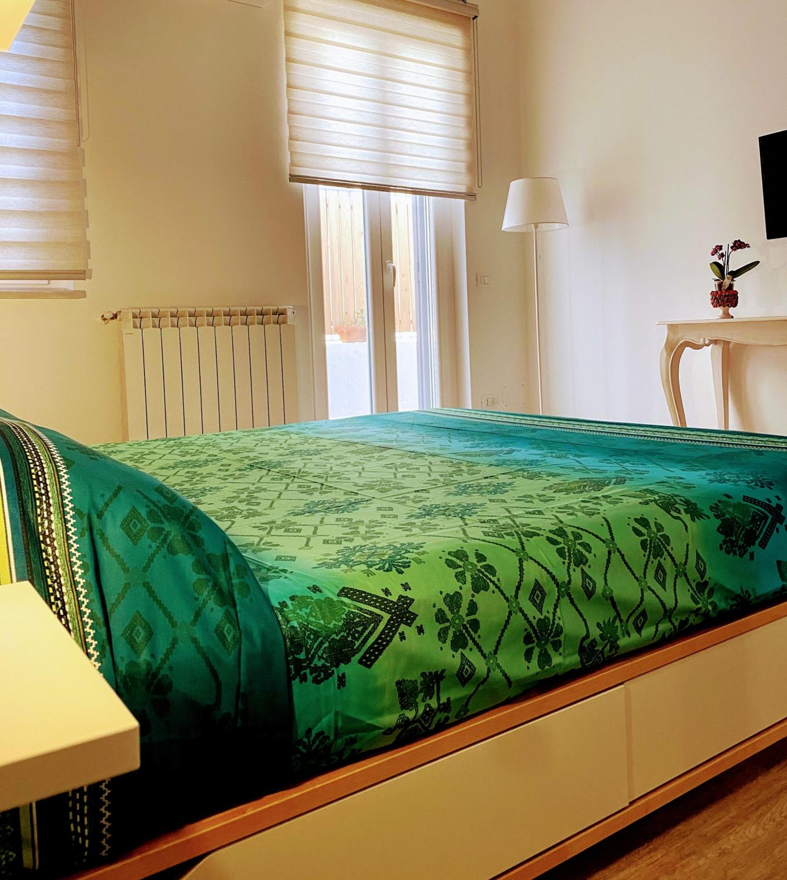 One-Bedroom House - Photo 1