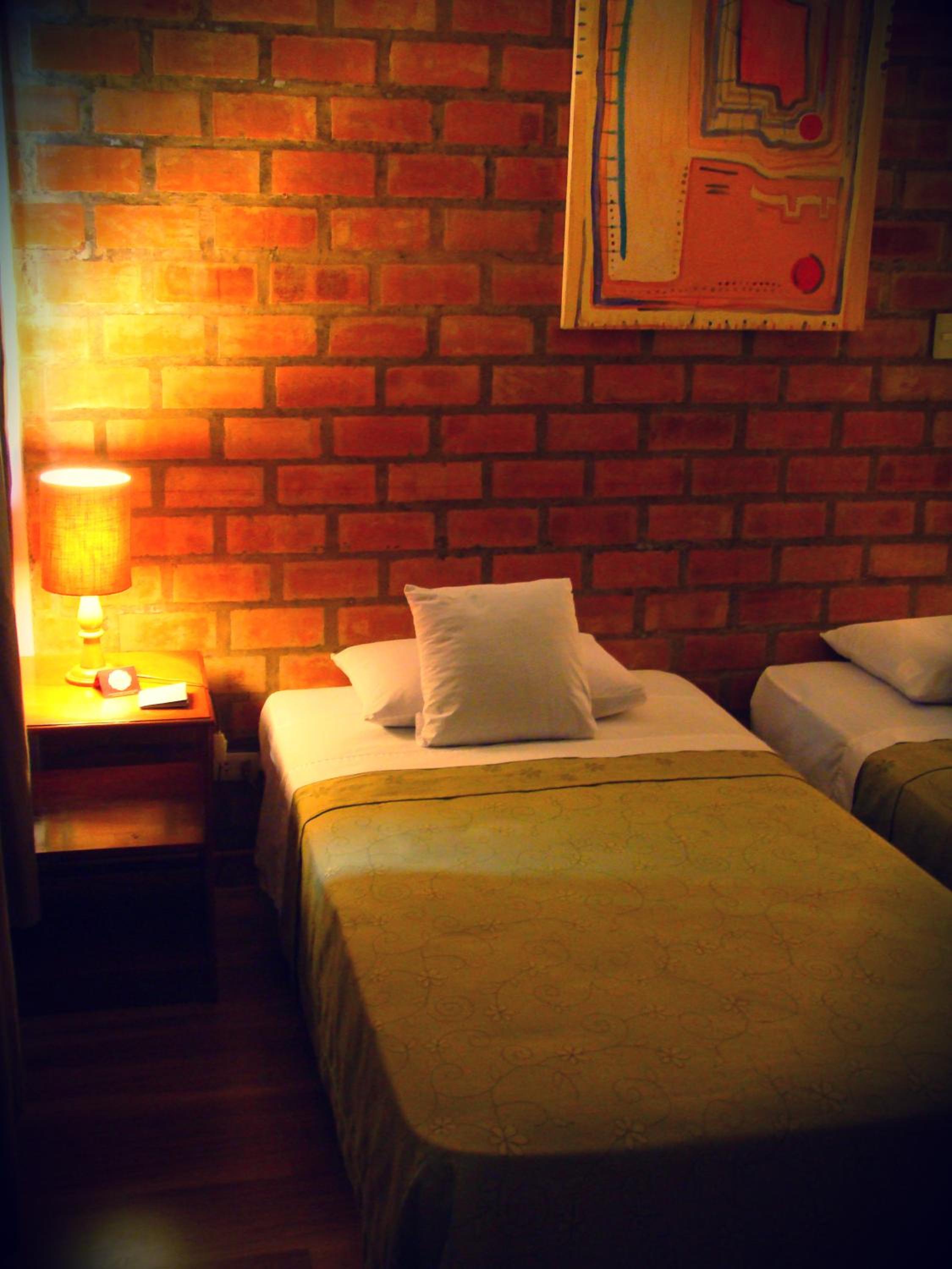 Single Room - Photo 1