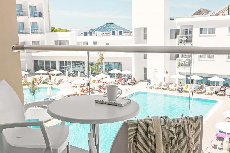 Premium Sea View Room