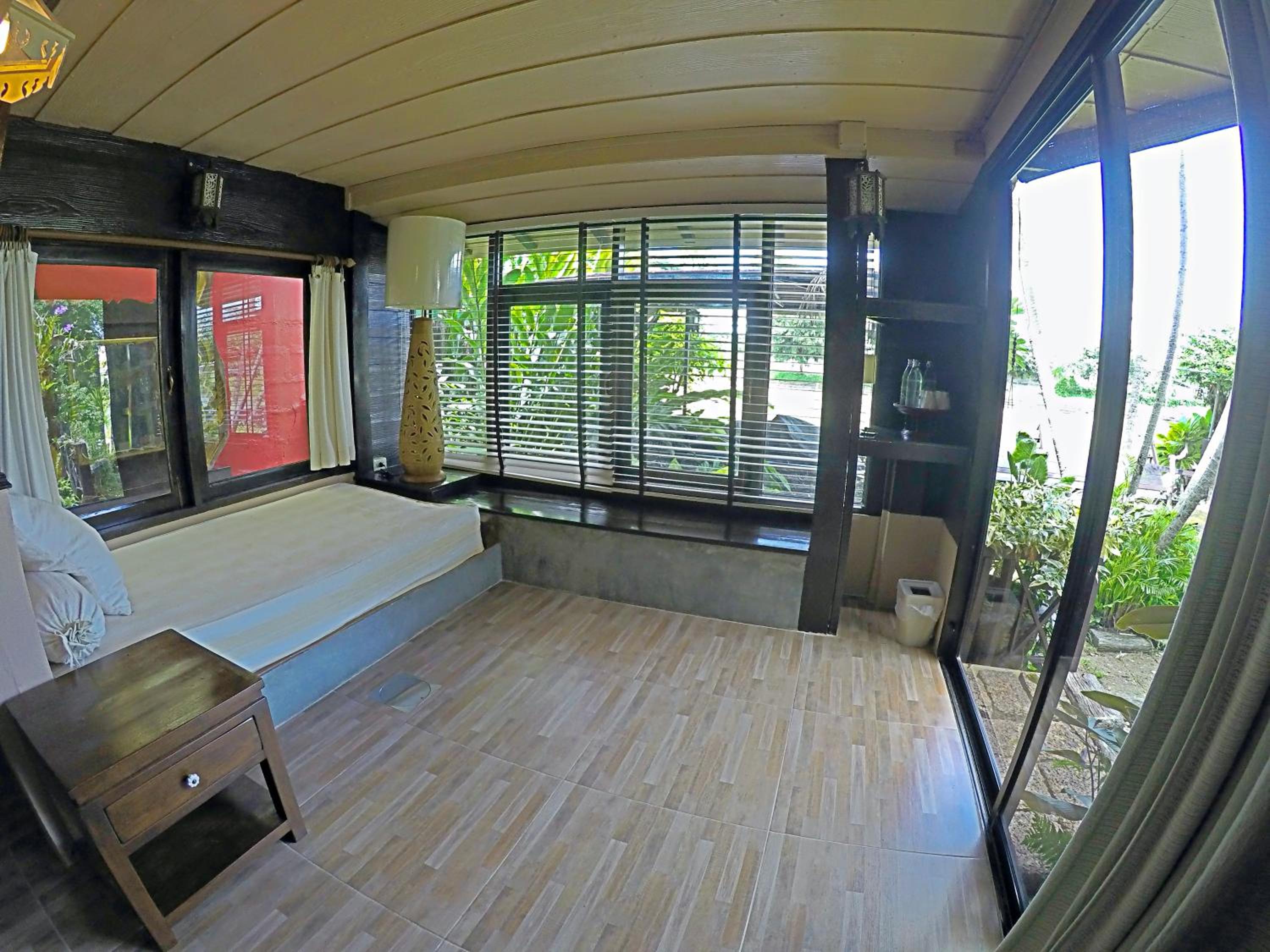 Deluxe Quadruple Room with River View - Photo 6