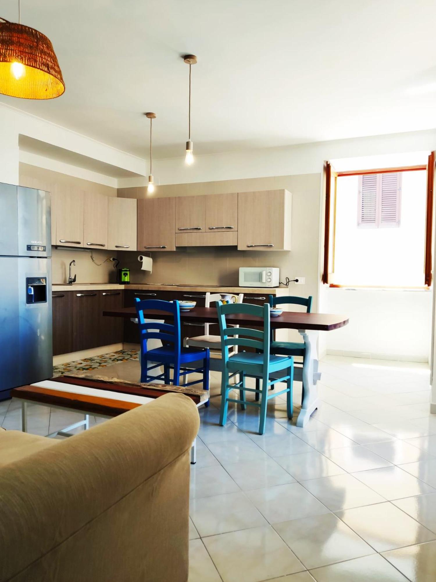 Apartment with Sea View - Photo 4