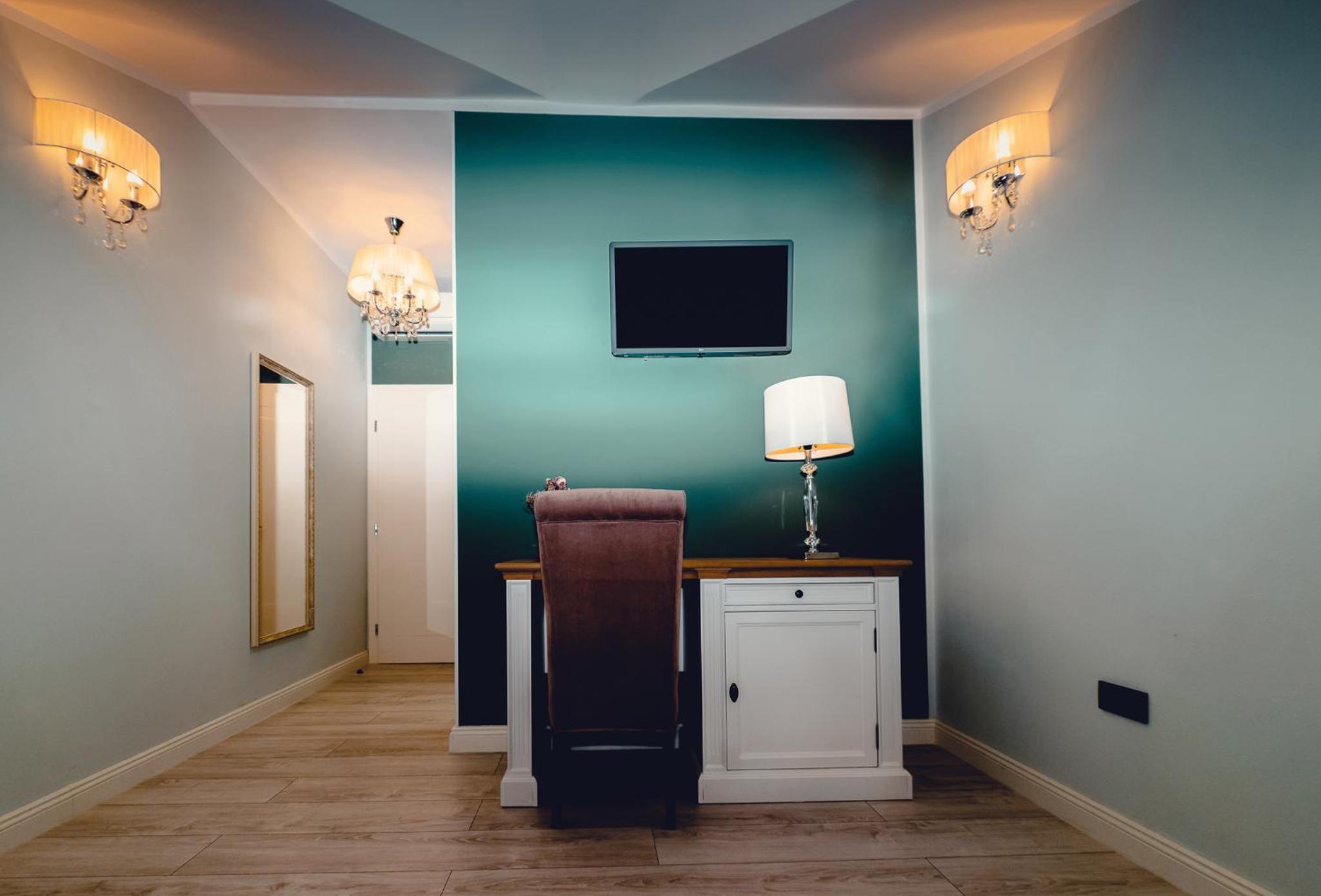 Deluxe Quadruple Room - Photo 6