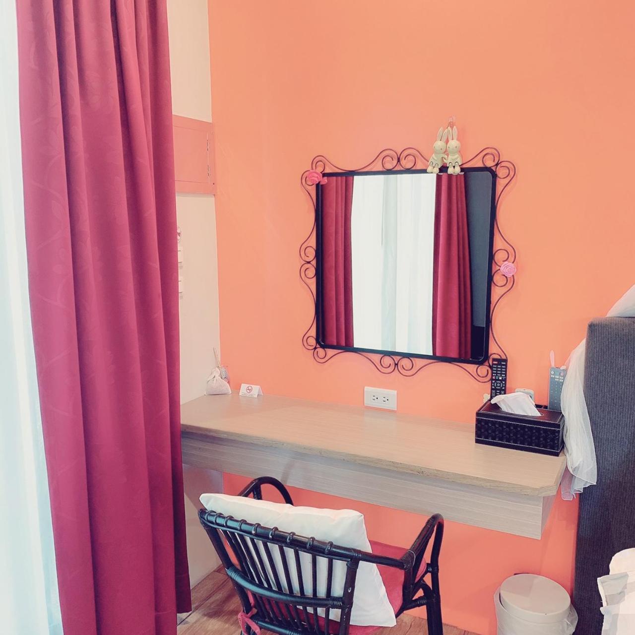 King Room with Garden View photo 2