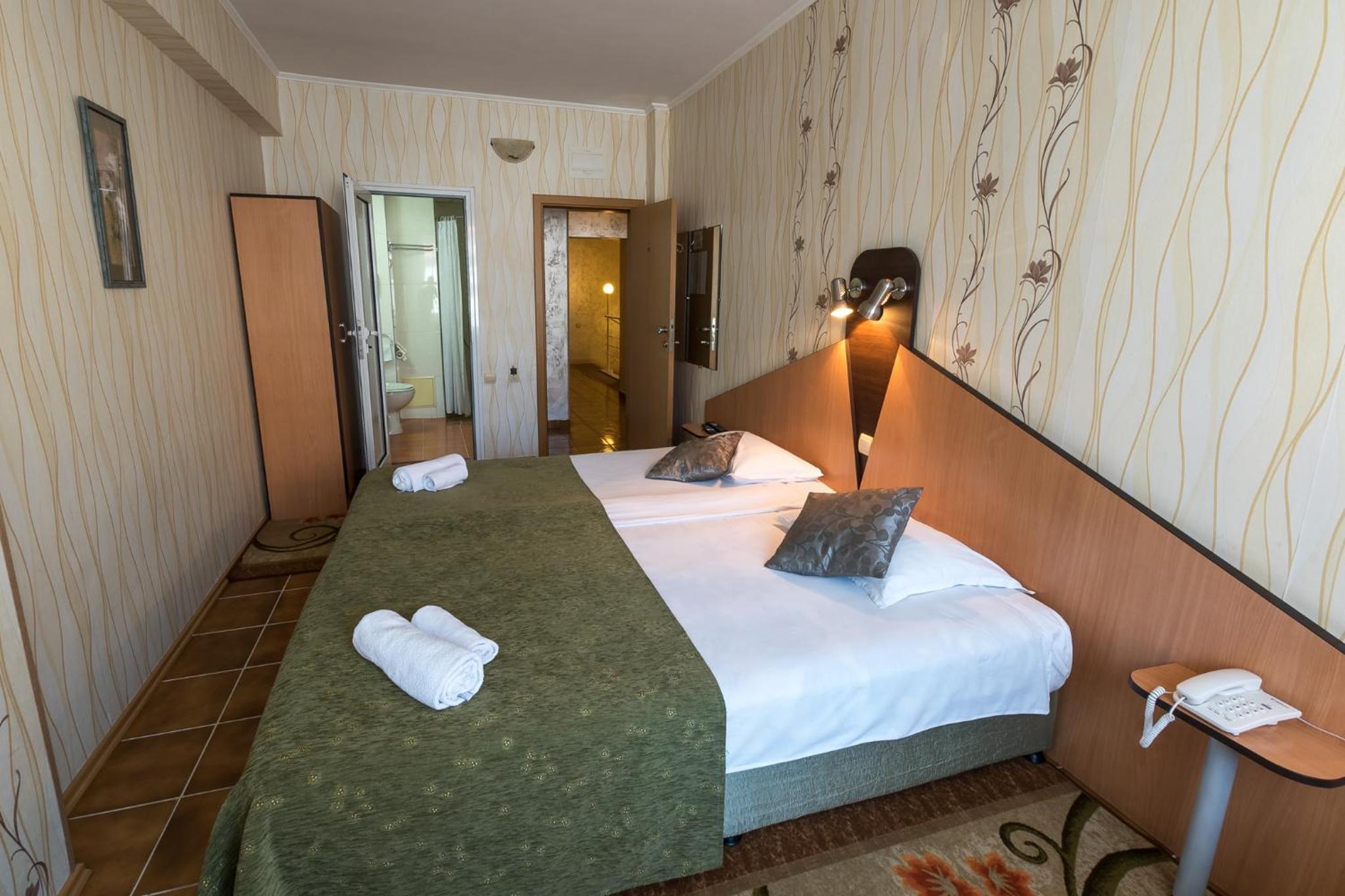 Economy Double or Twin Room - Photo 4