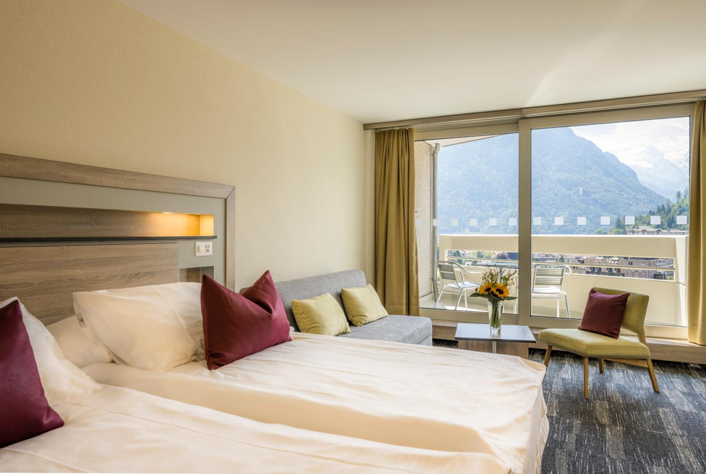 Deluxe Twin Room - Photo 10