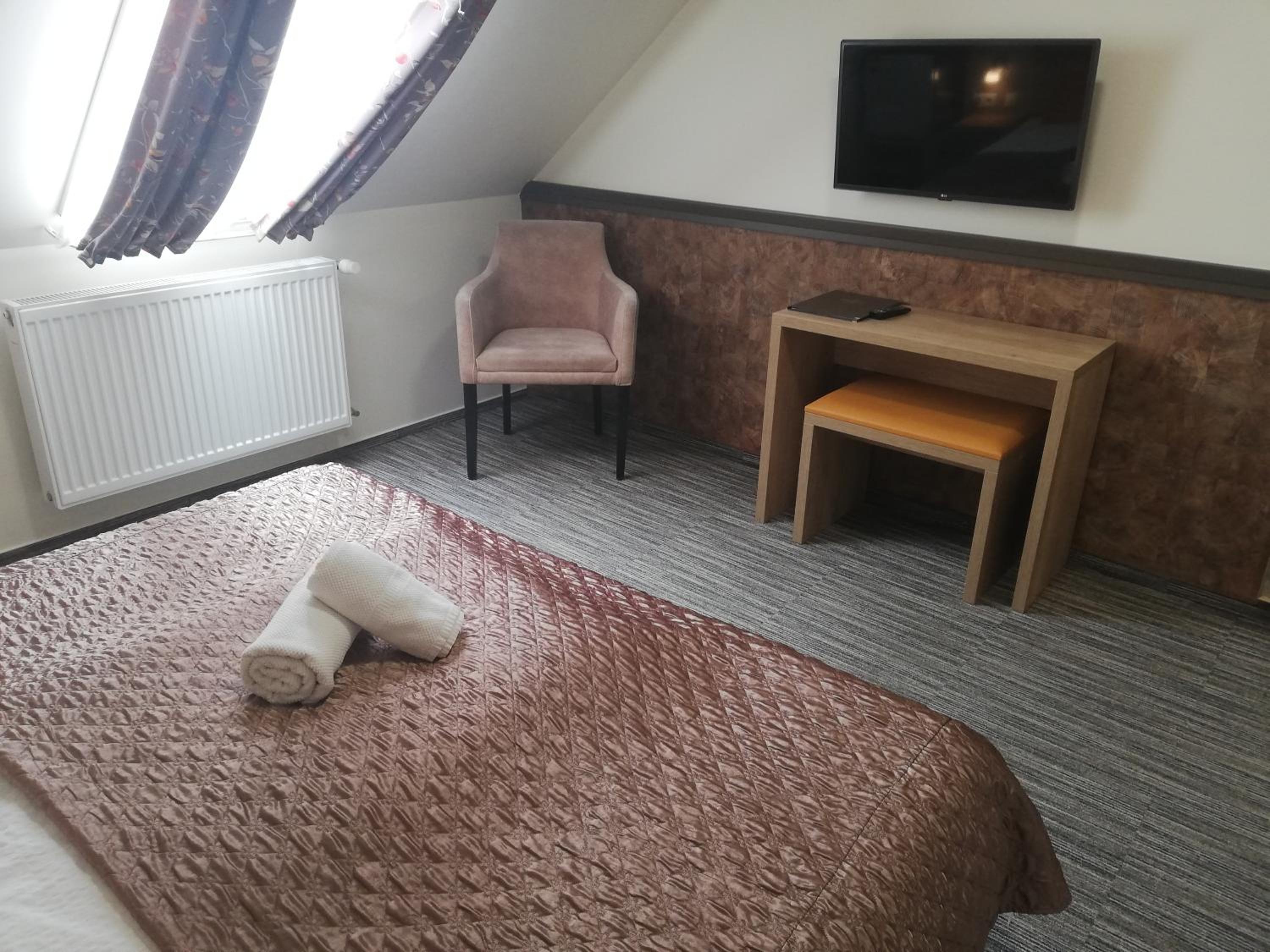 Double Room with Private Bathroom