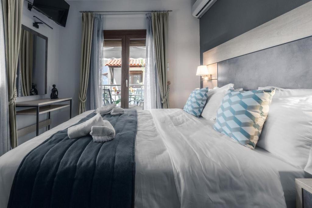 Deluxe Double Room - Photo 2