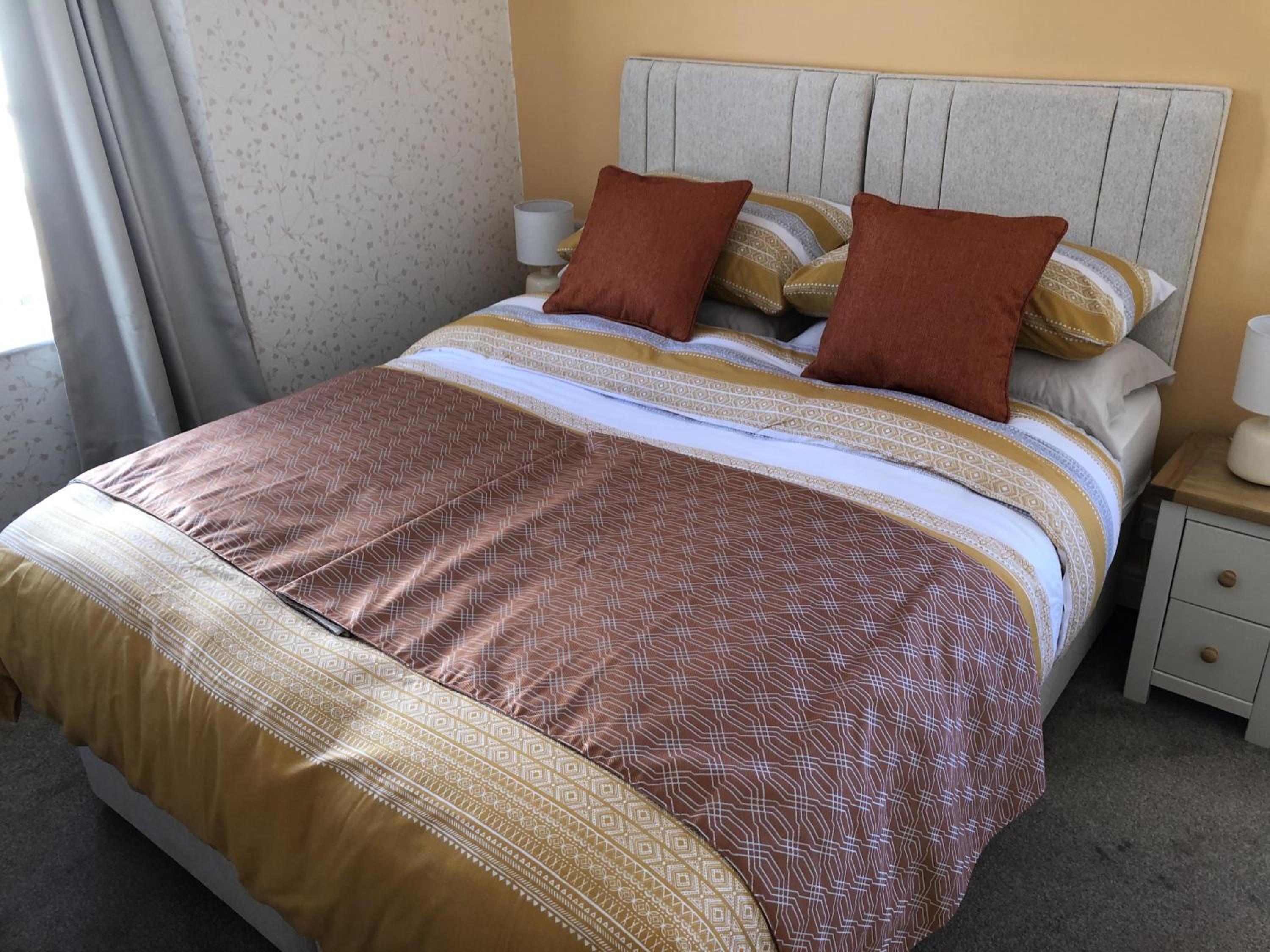 Double or Twin Room with Private Bathroom