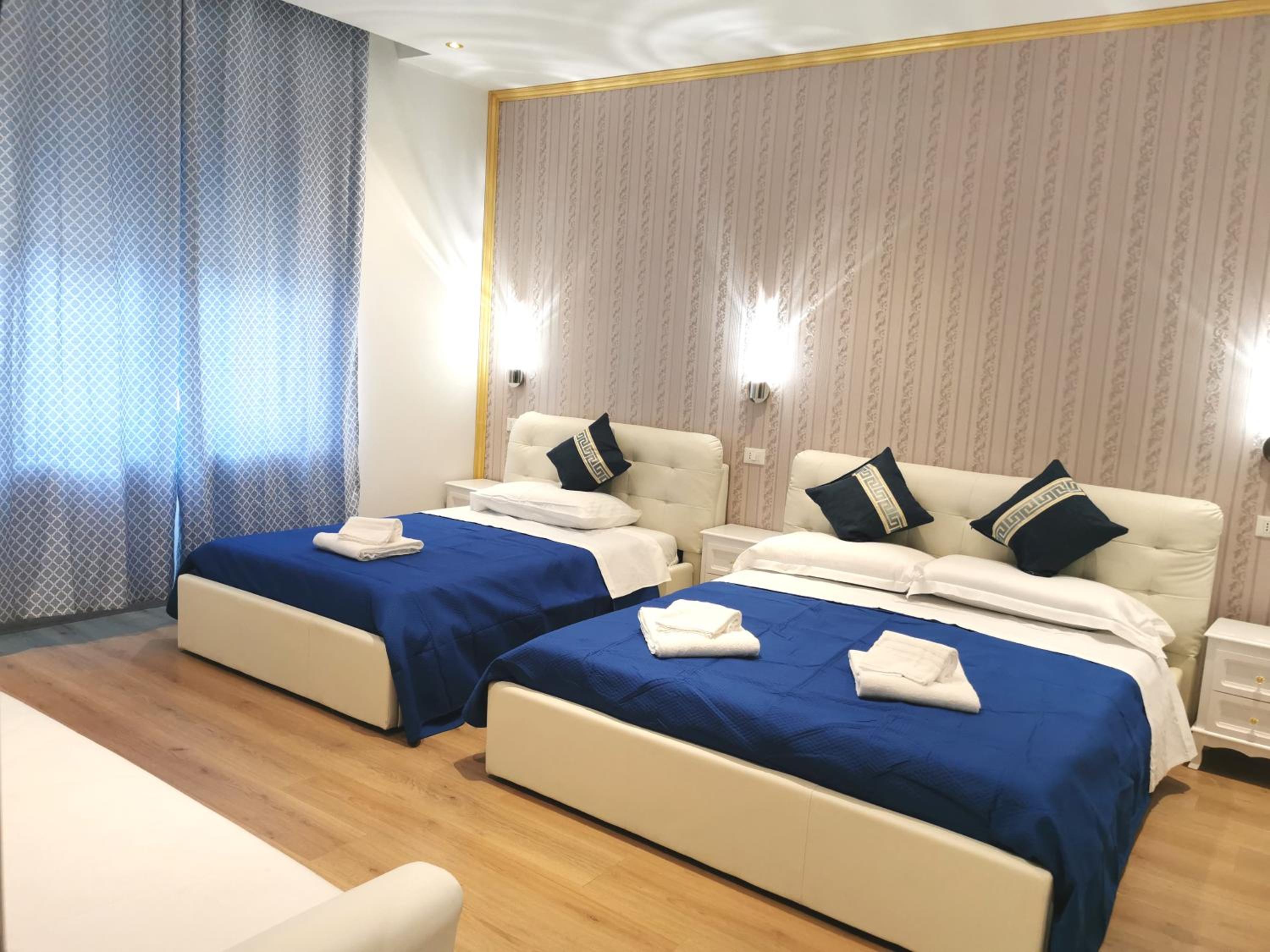 Premium Quadruple Room - Photo 1