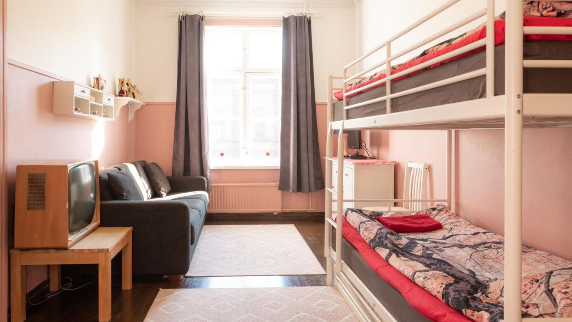 Family Suite - Photo 6