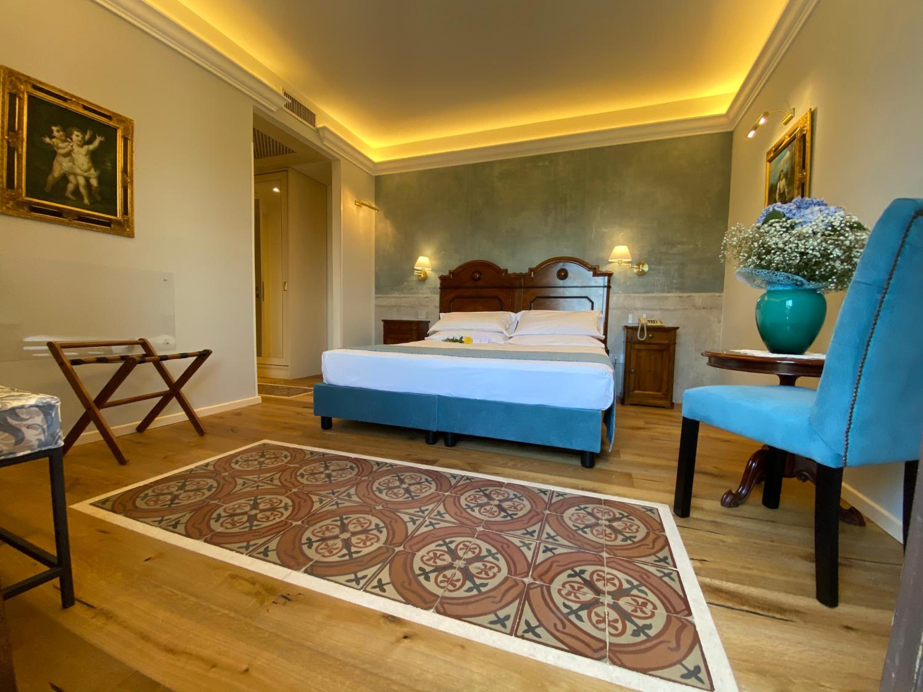 Superior Double or Twin Room with Terrace