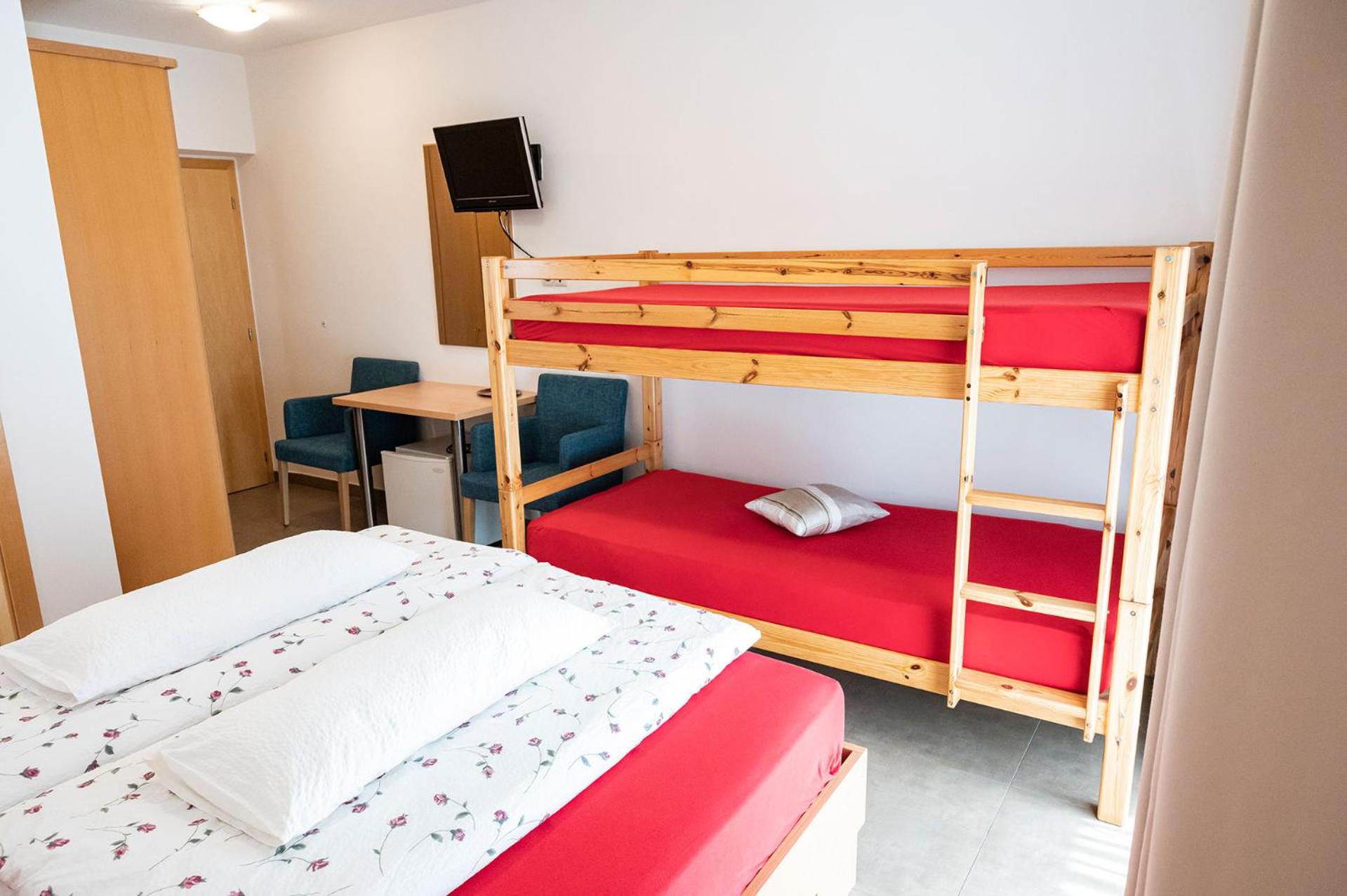 Triple Room photo 2
