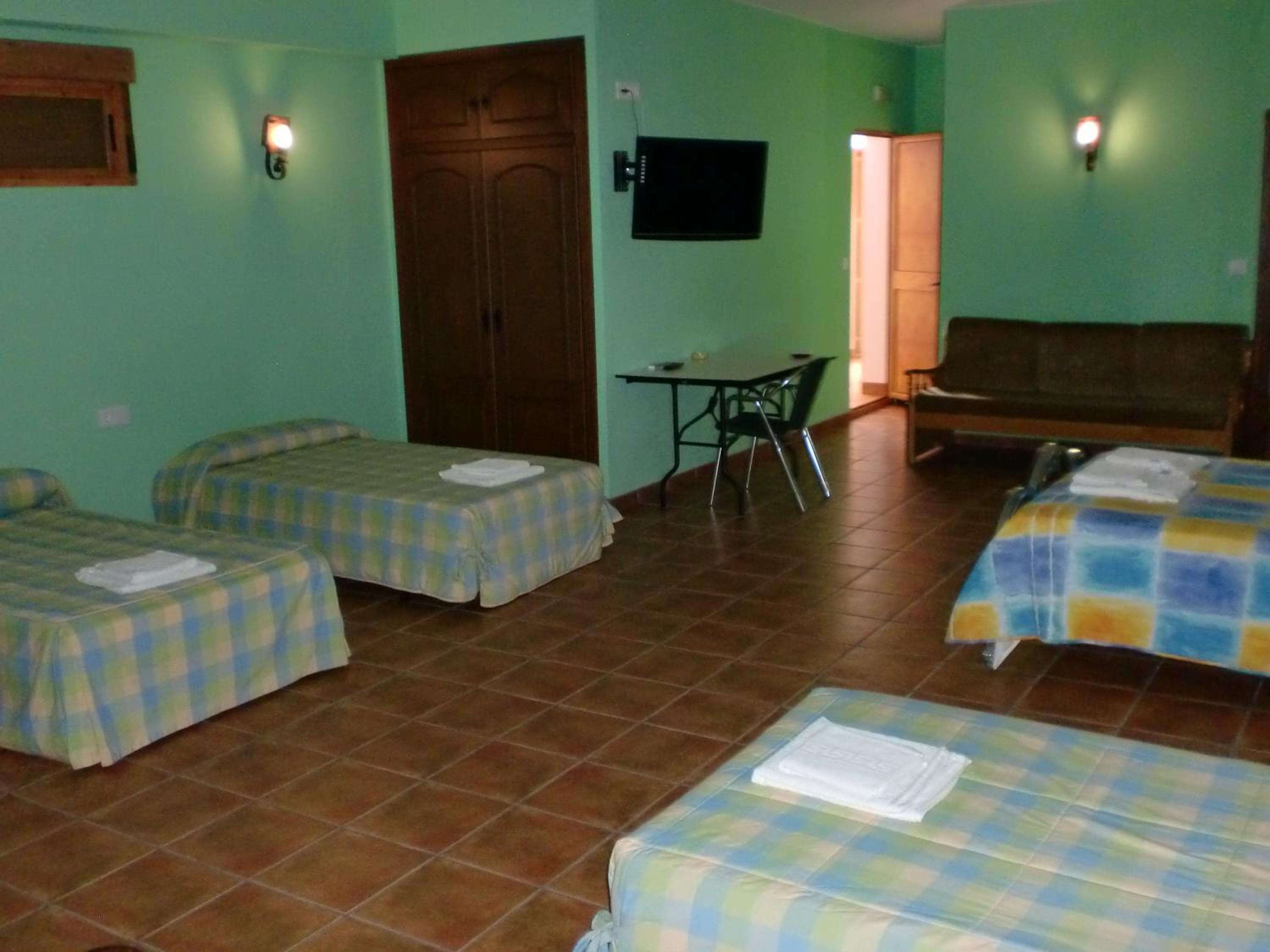 Quadruple Room photo 2