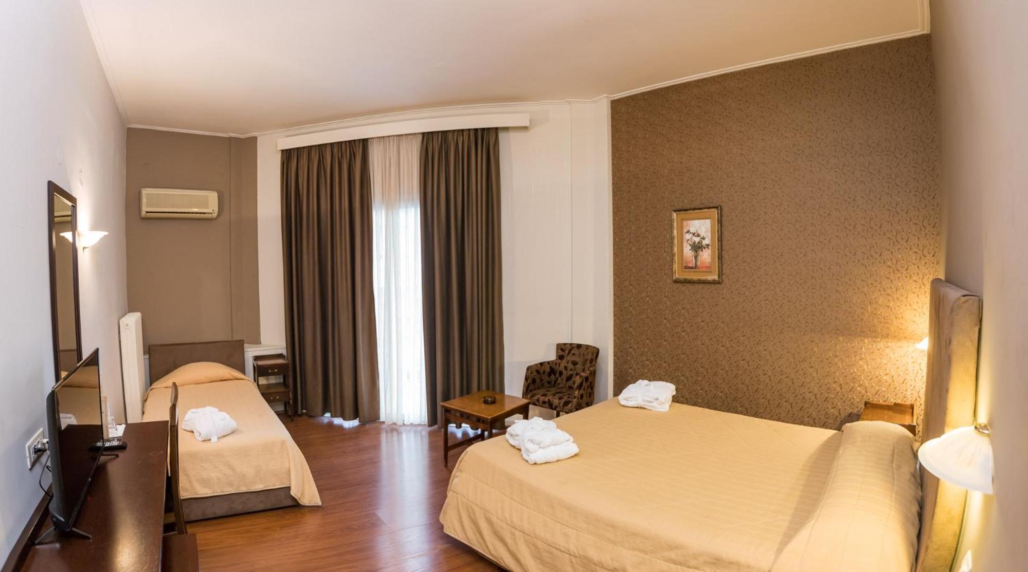 Triple Room