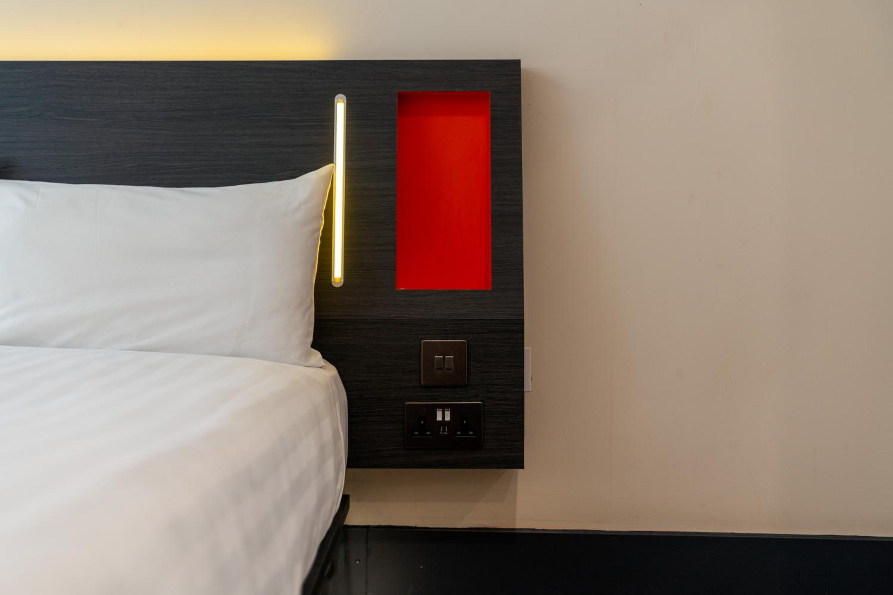 Double Room - Disability Access photo 2