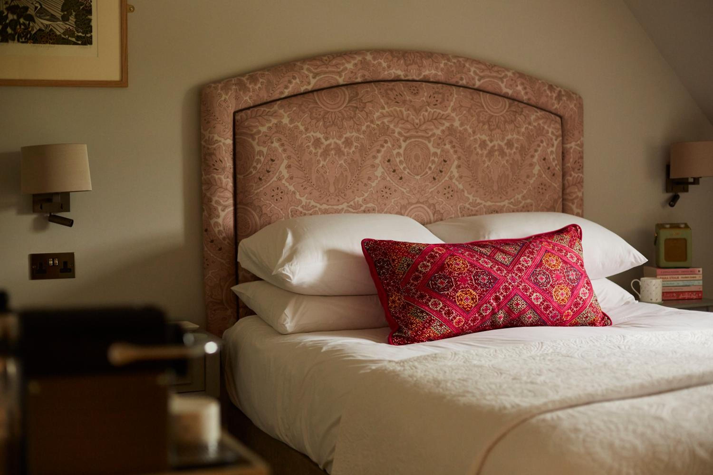 bedroom 6 photo 1