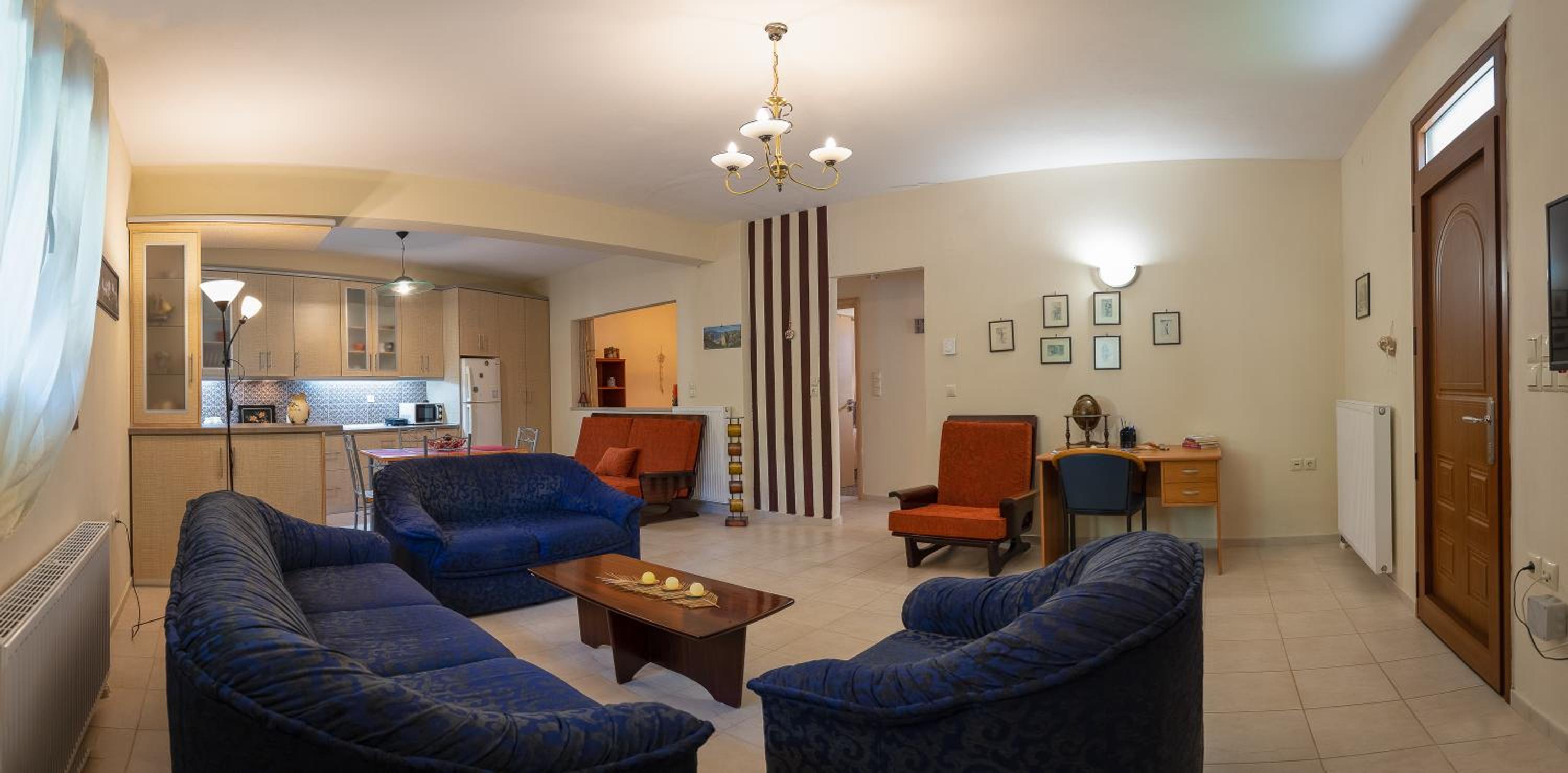 Two-Bedroom Apartment - Photo 24