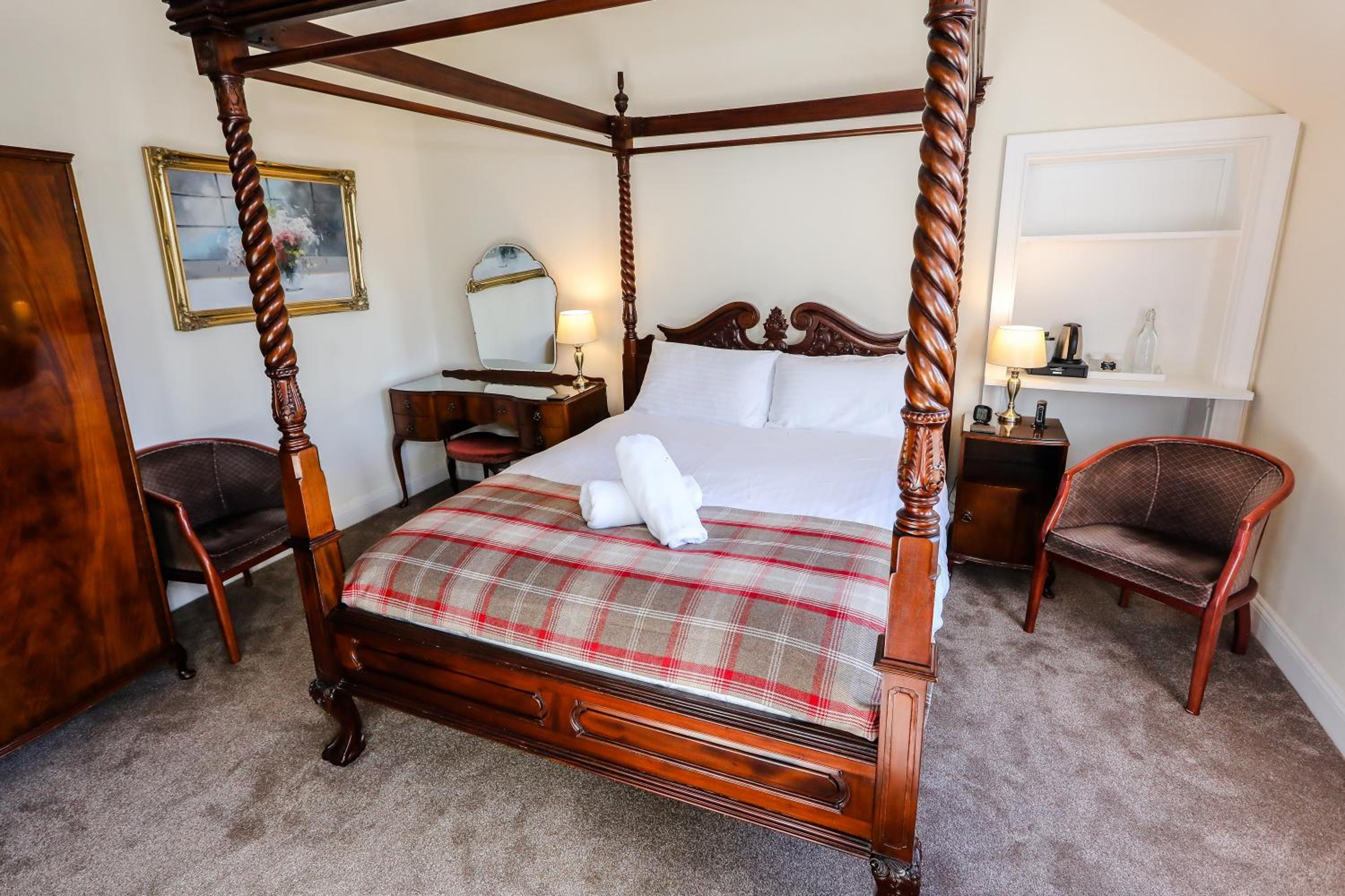 Deluxe King Room photo 1